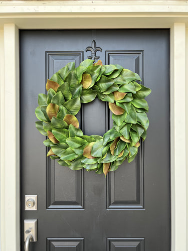Year Round Magnolia Leaf Wreath - TwoInspireYou