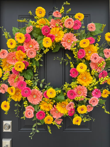 Front Door Gerbera Daisy Wreath - TwoInspireYou