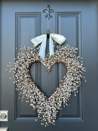 Cream Berry Heart Wreath - TwoInspireYou