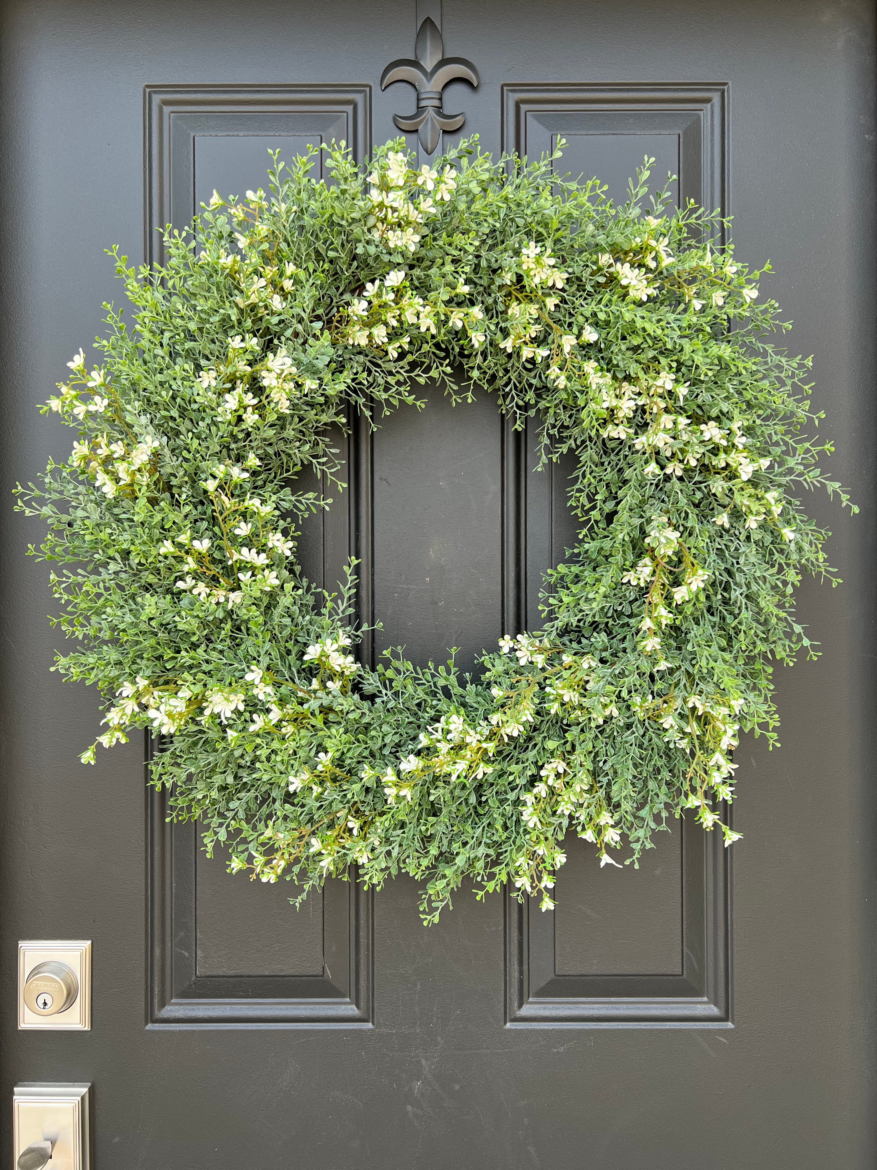 Everyday Greenery Wreath – TwoInspireYou