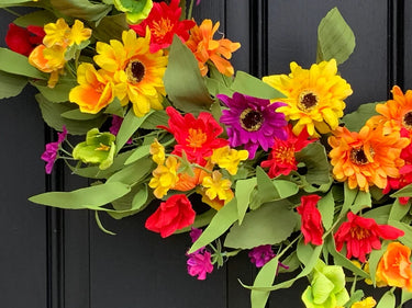 Sunshine and Daisies Wreath - TwoInspireYou