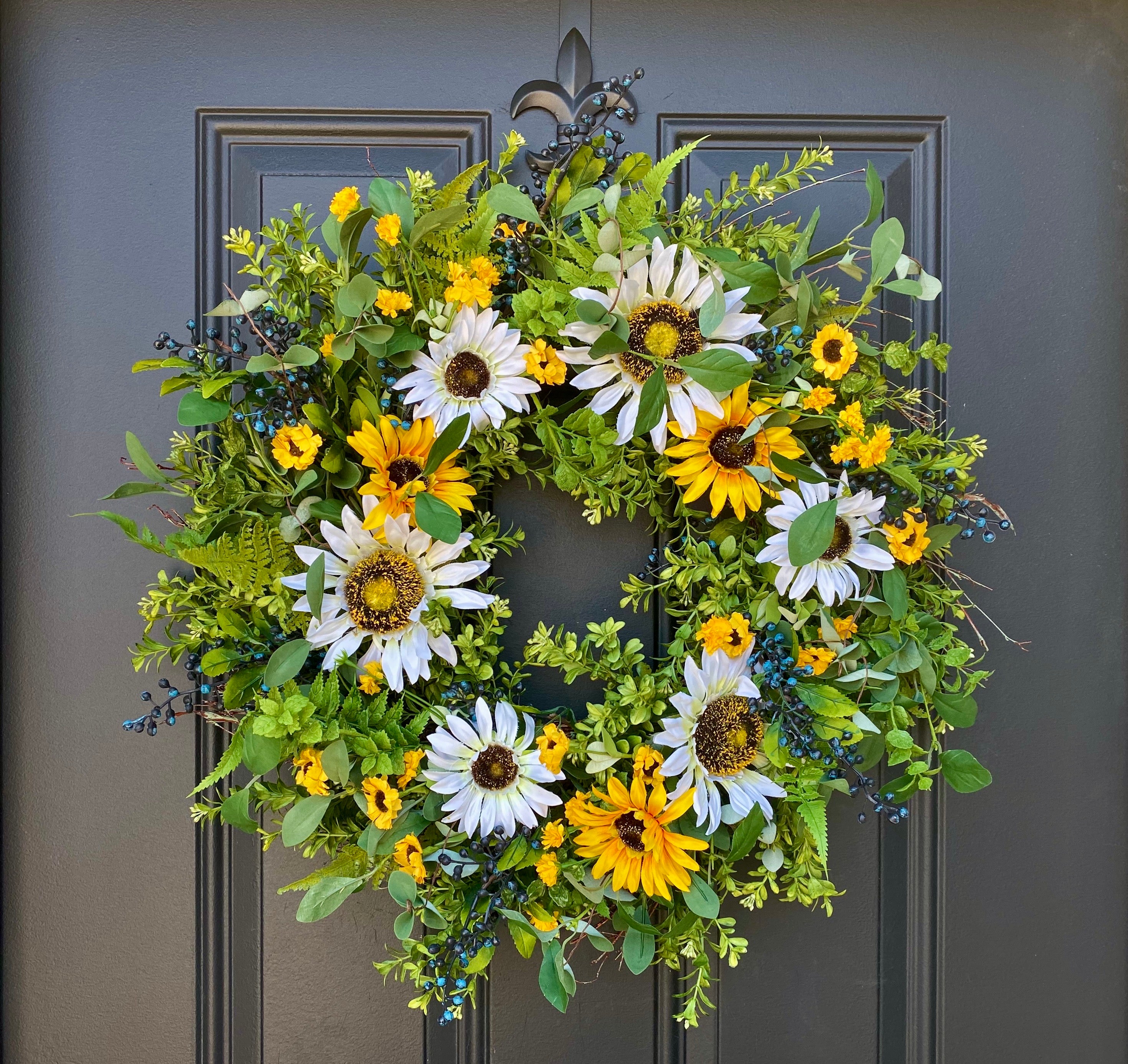 Summer on the Farm Sunflower Wreath