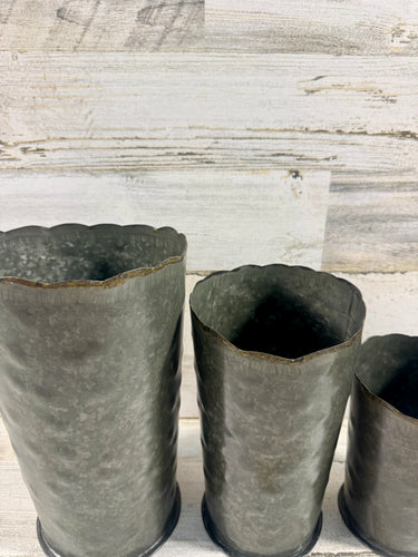 Set of 3 Galvanized Metal Floral Containers – Graduated Scalloped Vases
