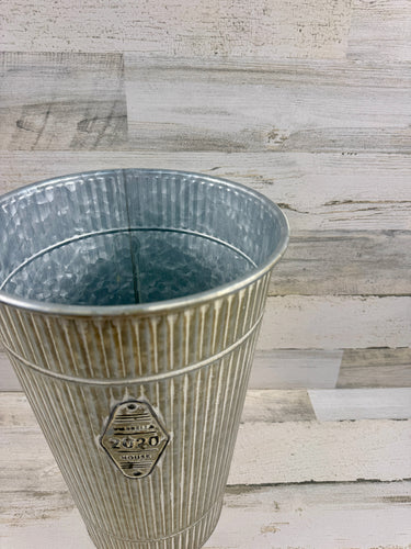 Tall Ribbed Metal Floral Container – Vintage Silver Finish