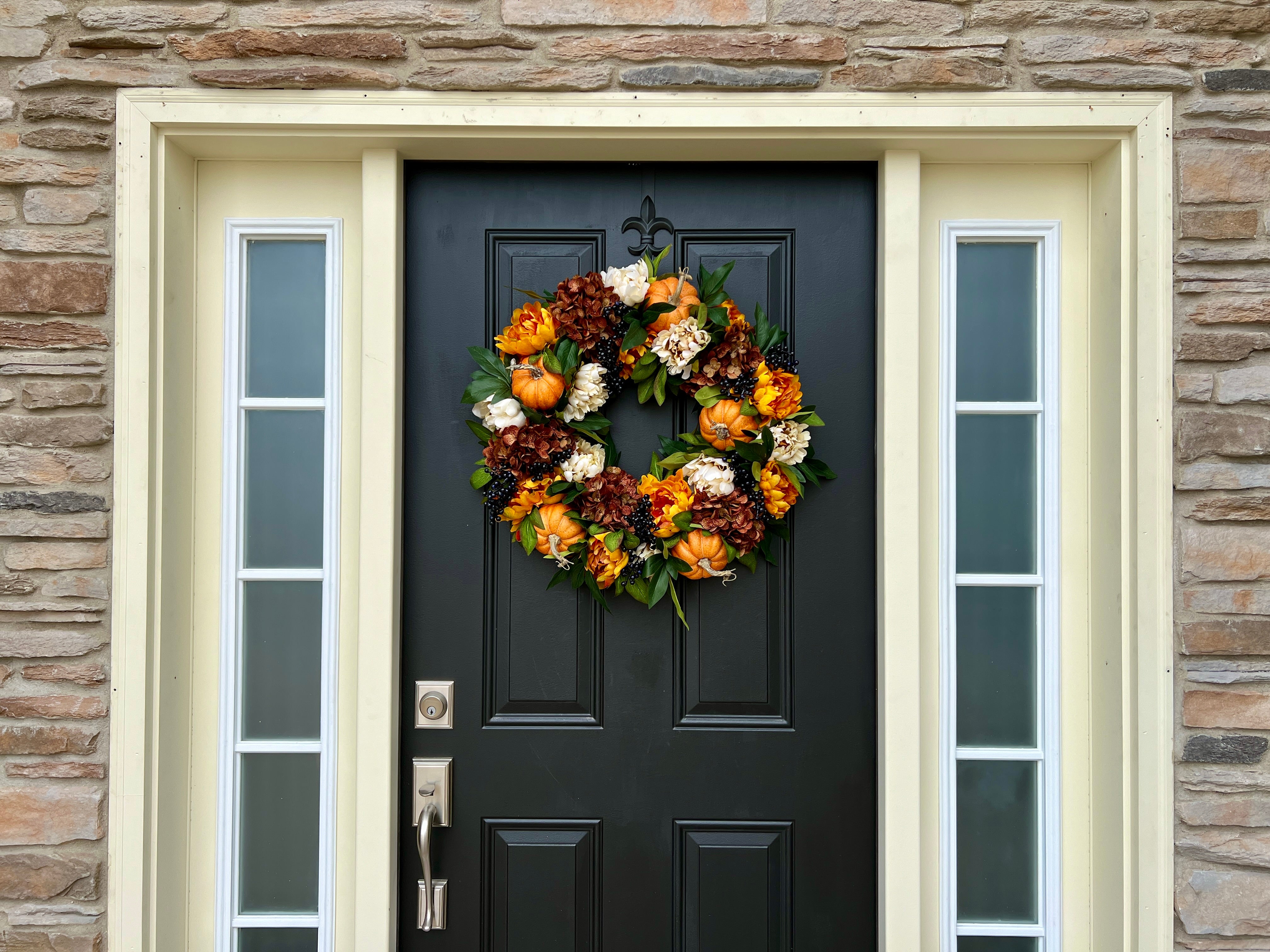 Nostalgic Autumn Pumpkins Wreath for Front Door