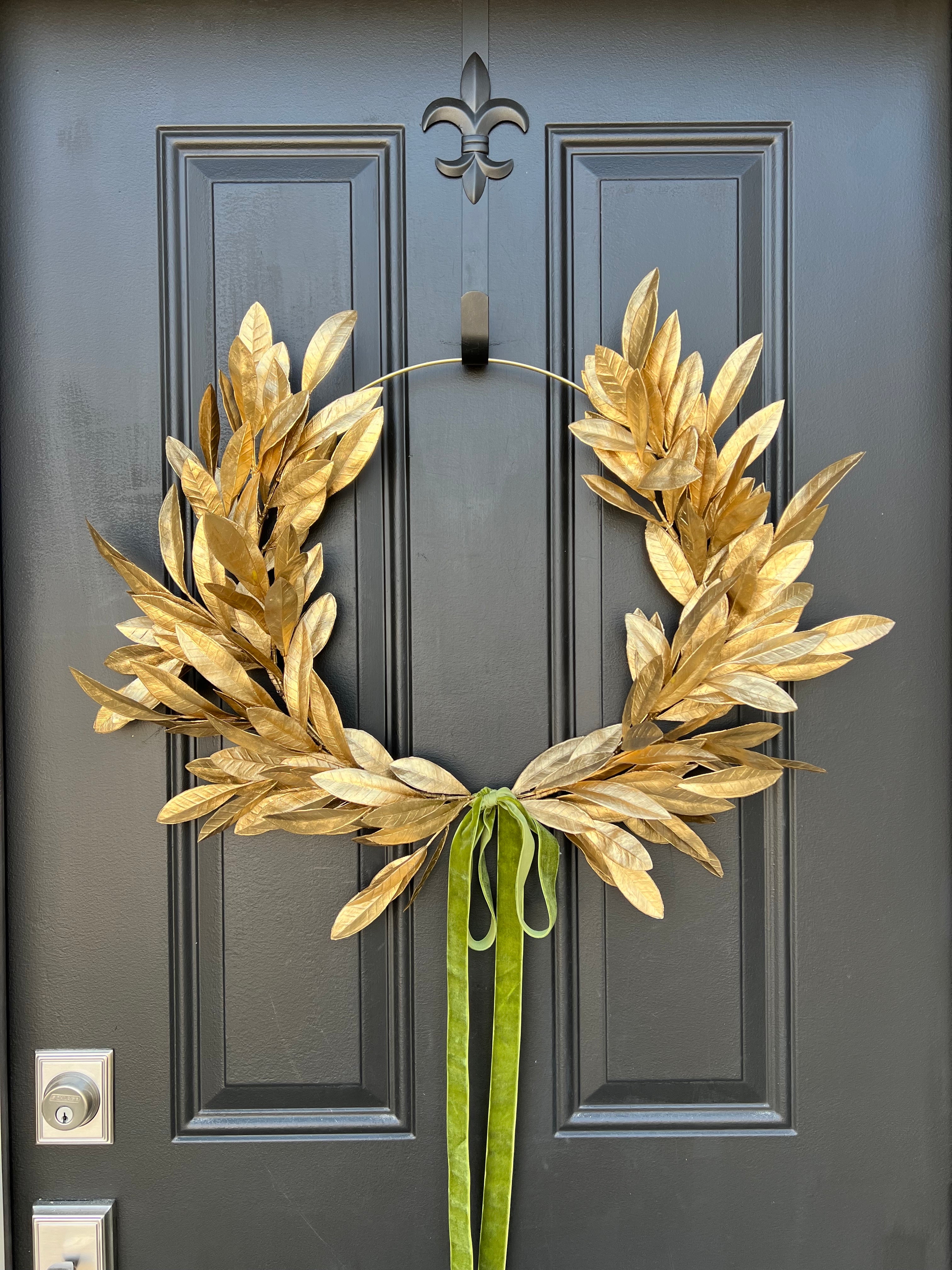 Golden Laurel Leaf Minimalist Wreath