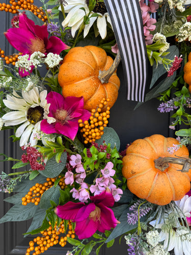 Pumpkin Wildflower Bouquet Wreath
