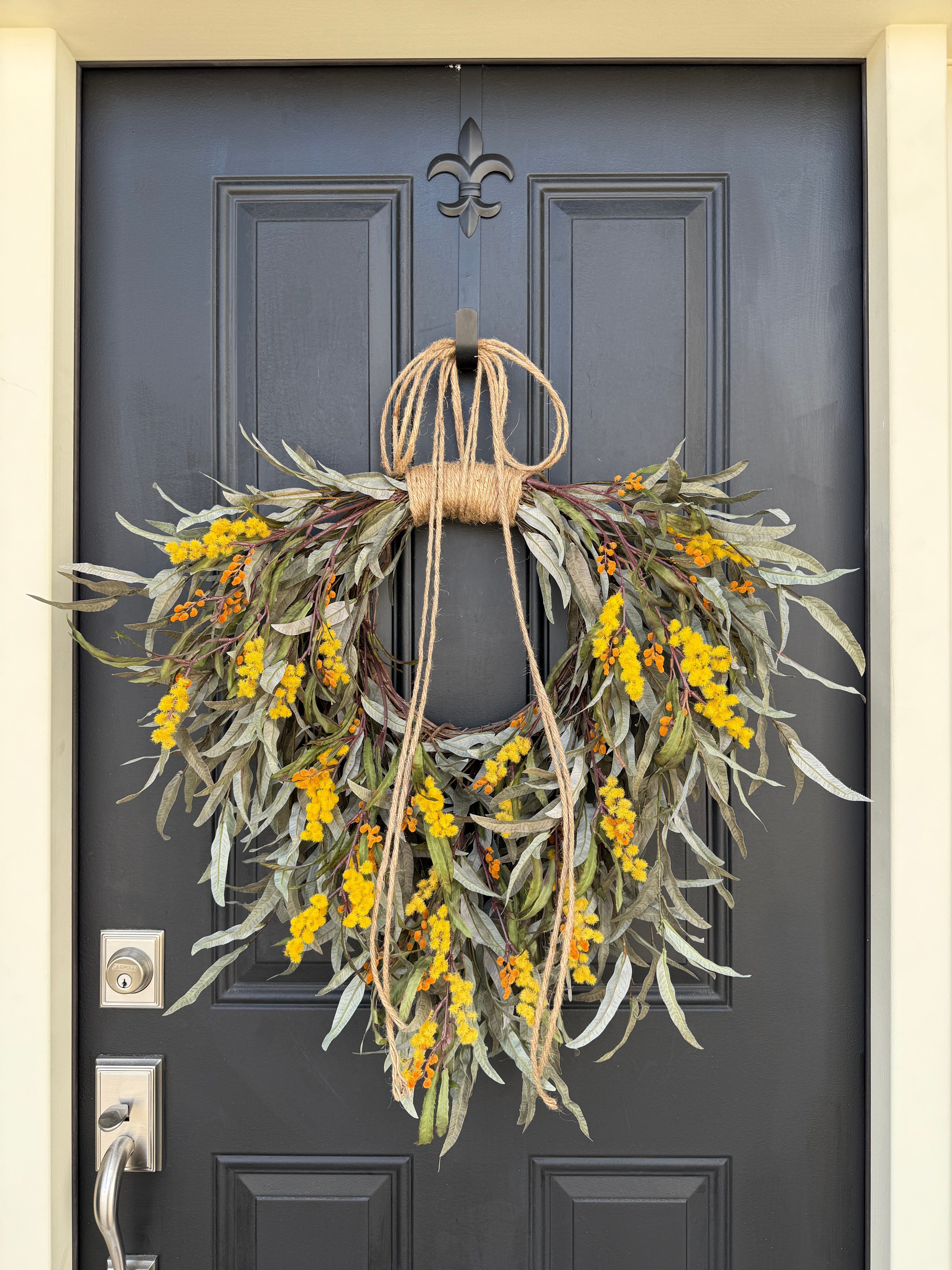 Yellow Berry Willow Fall Wreath with Twine – Rustic Autumn Decor