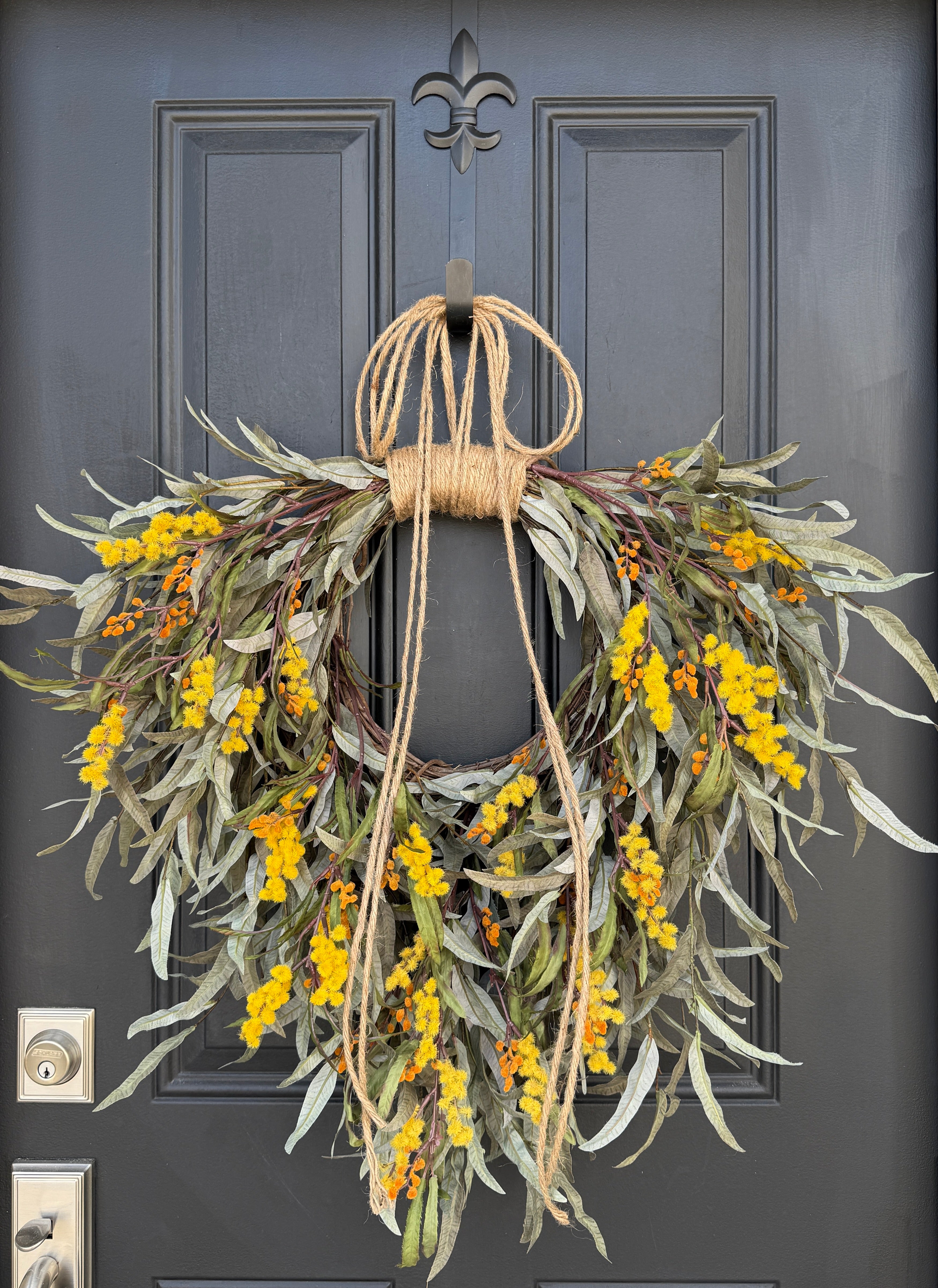 Yellow Berry Willow Fall Wreath with Twine – Rustic Autumn Decor