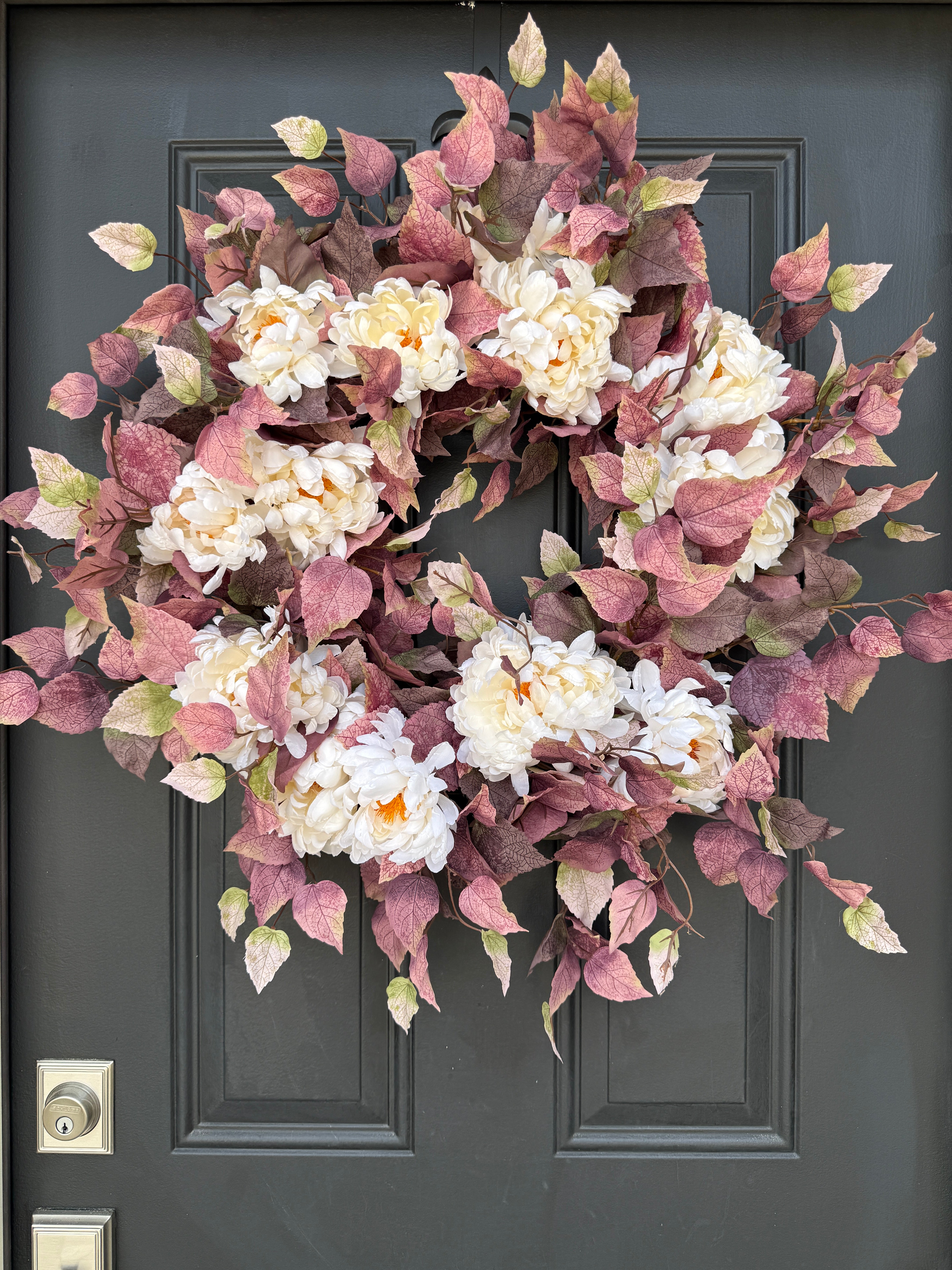 White Mum & Purple Leaves Fall Wreath – Elegant Autumn Door Decoration