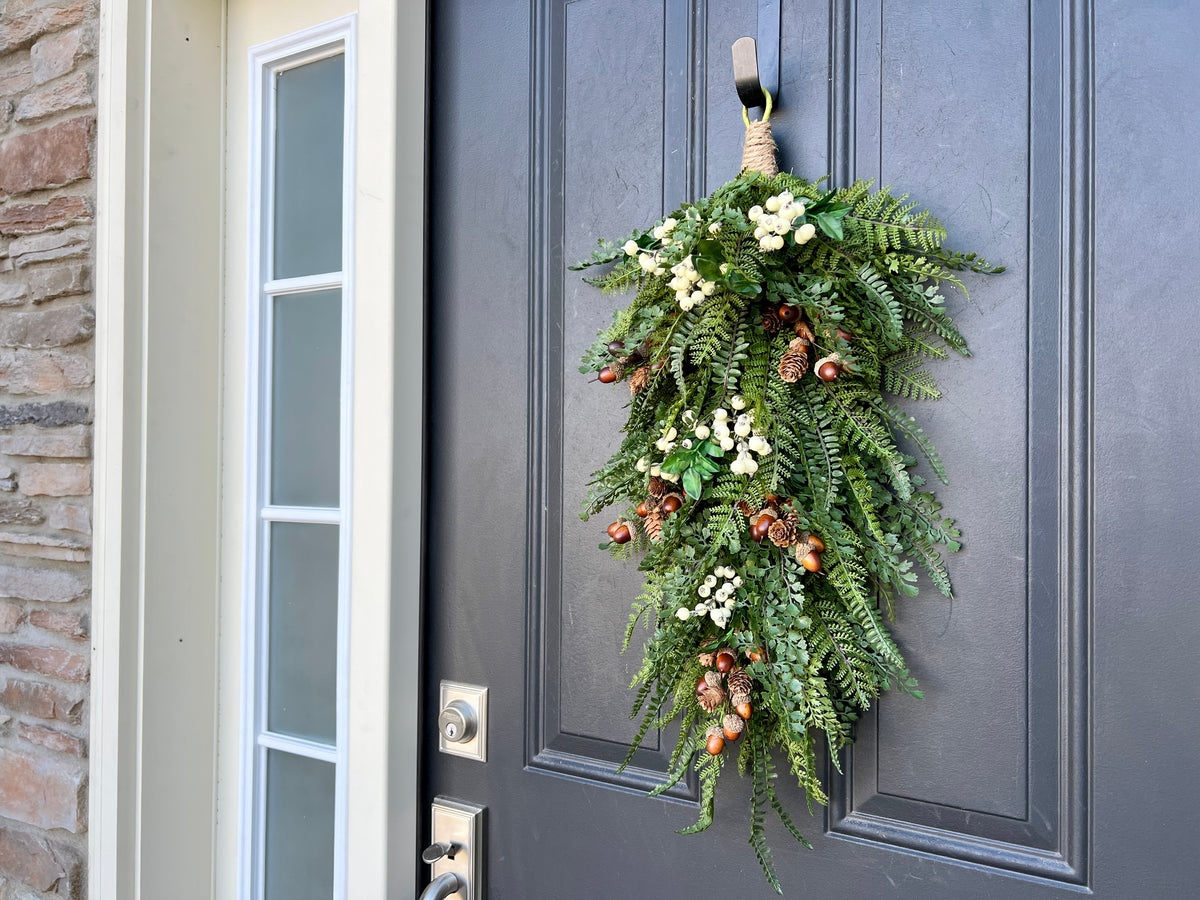 Woodland Fern Teardrop Wreath with Acorn, Pinecones and Cream Berries ...