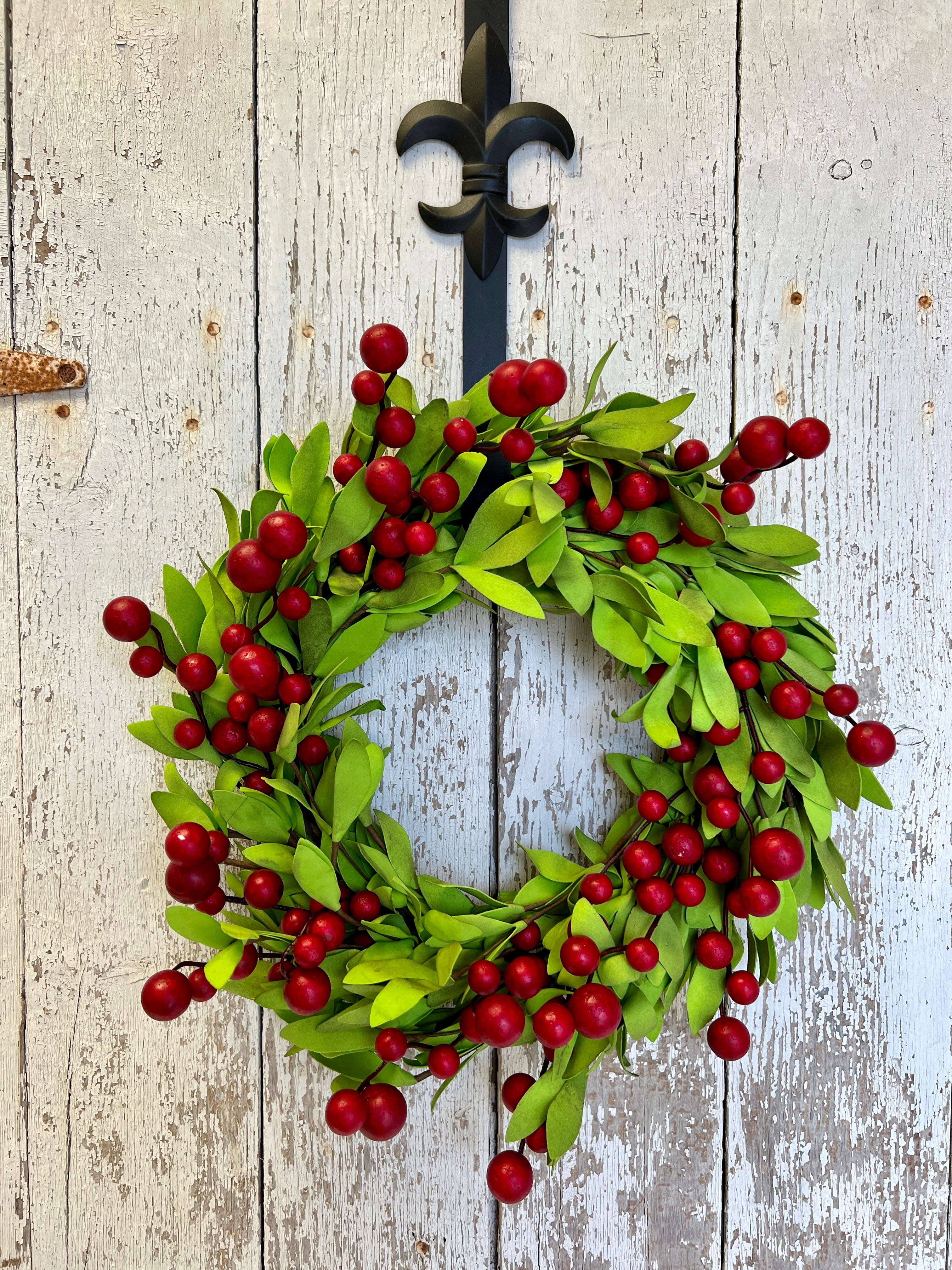 Mini Boxwood Christmas Window Wreath