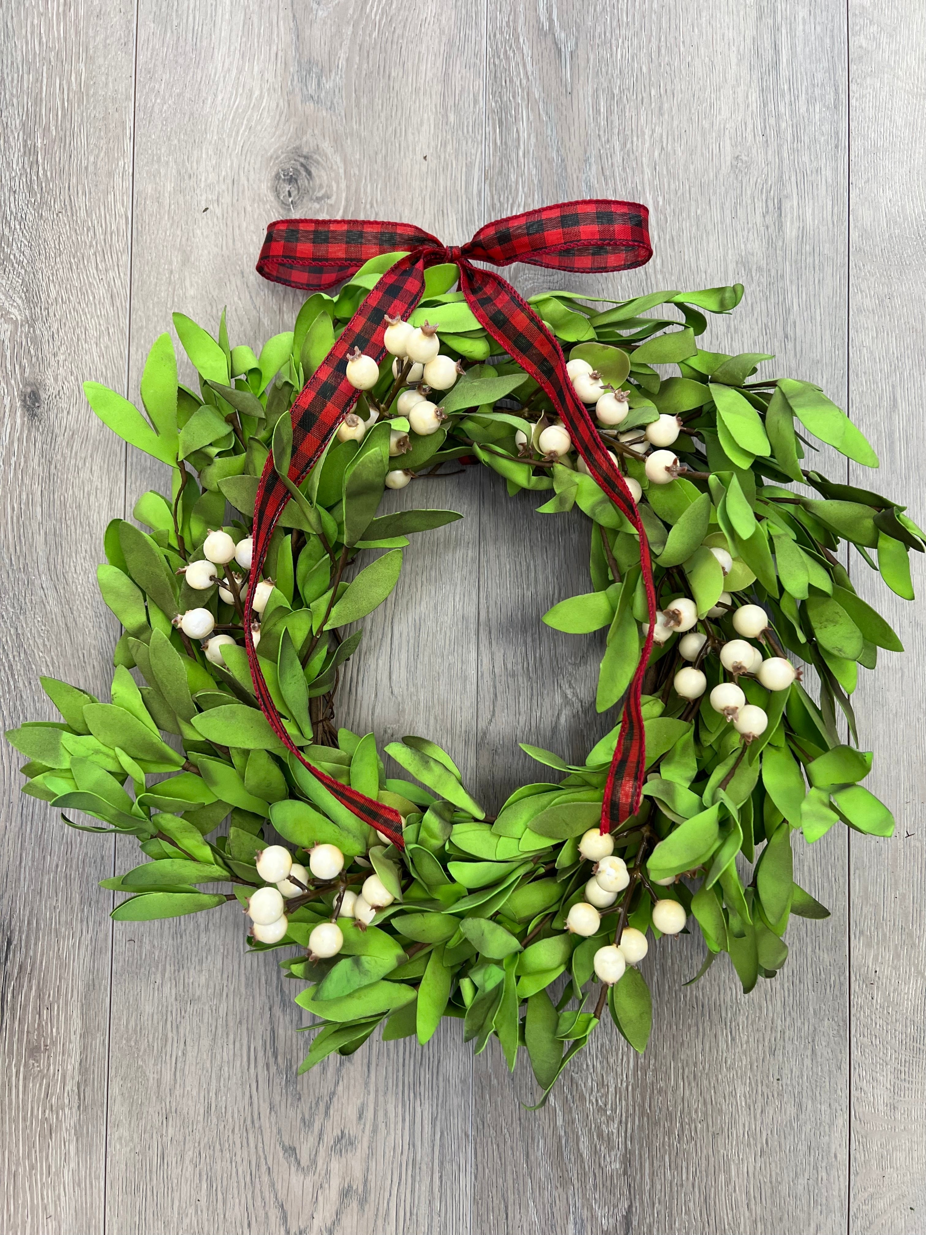 Mistletoe Mini Wreath for Christmas