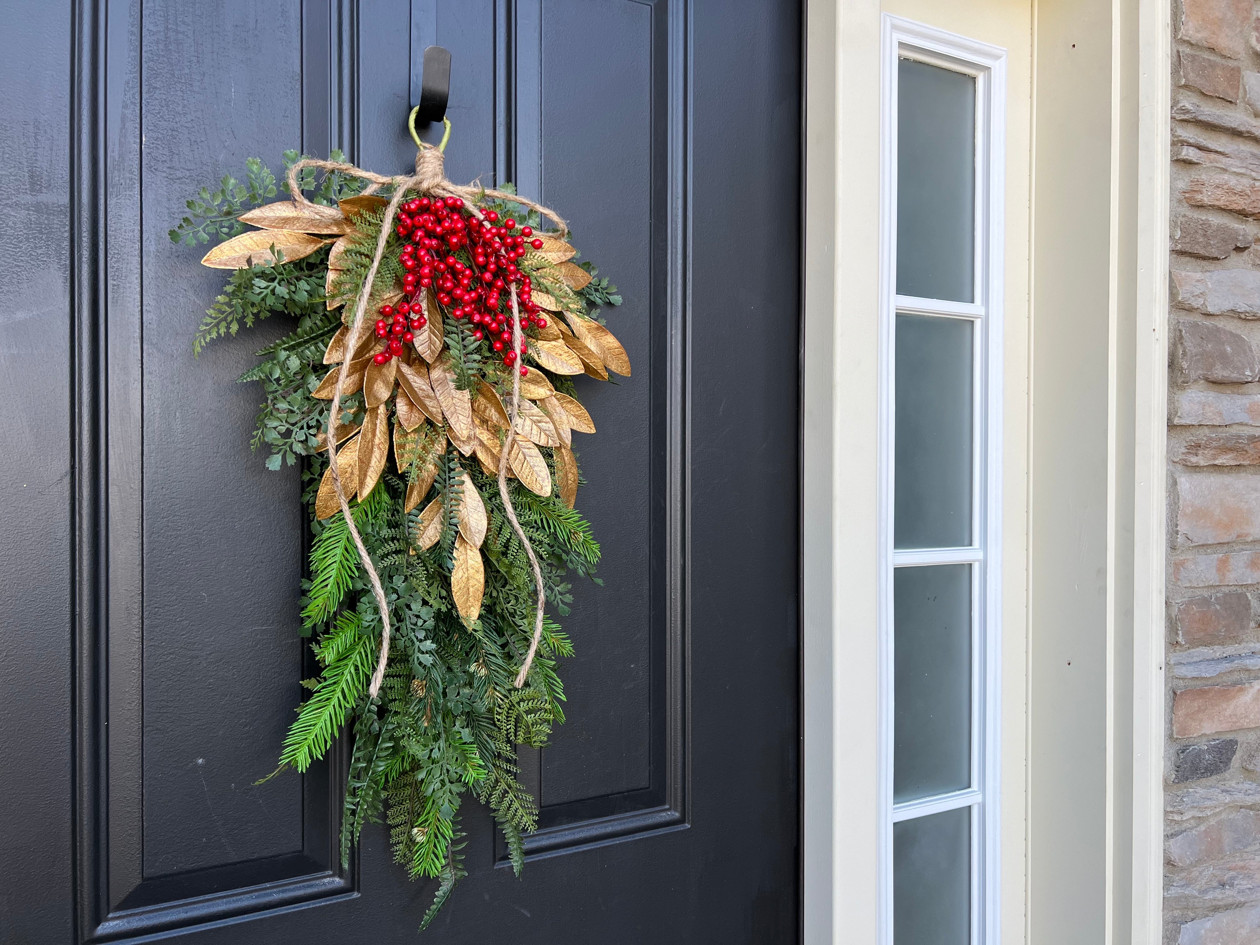 Golden Bay Leaf and Red Berry Christmas Swag