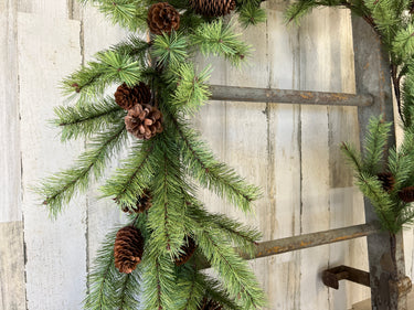 Spruce Pine Garland - TwoInspireYou