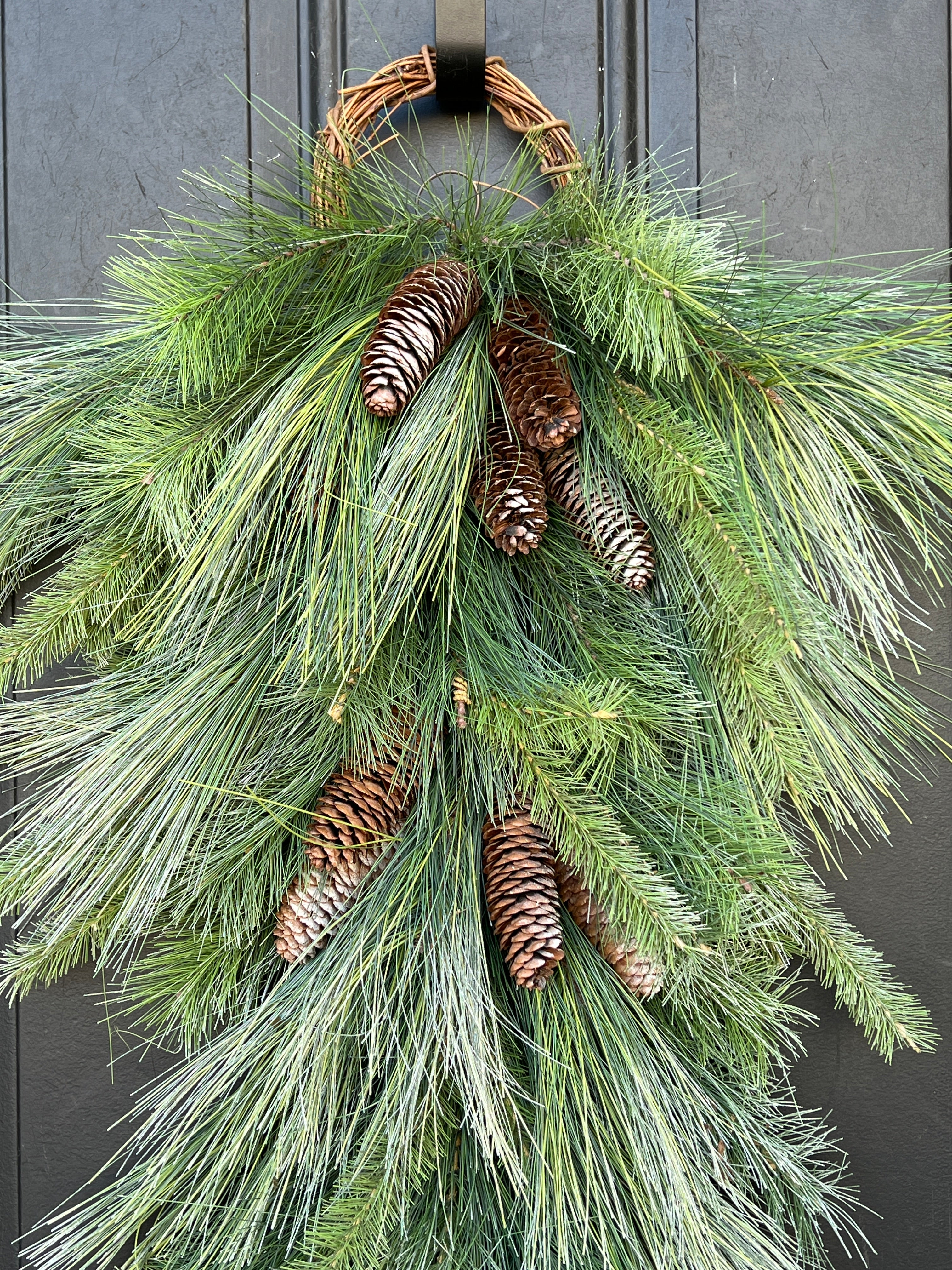 Realistic Woodland Pinecone Cascade Wreath