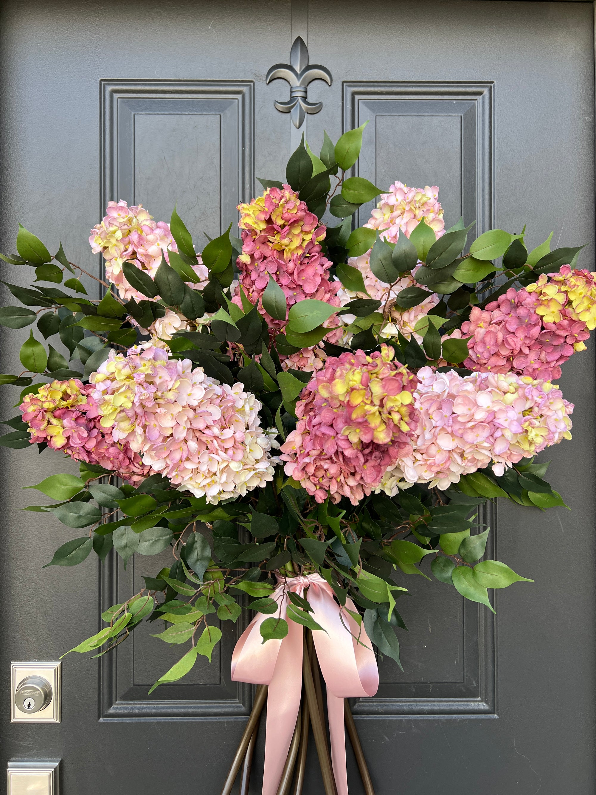 Cone Hydrangea Bouquet Wreath