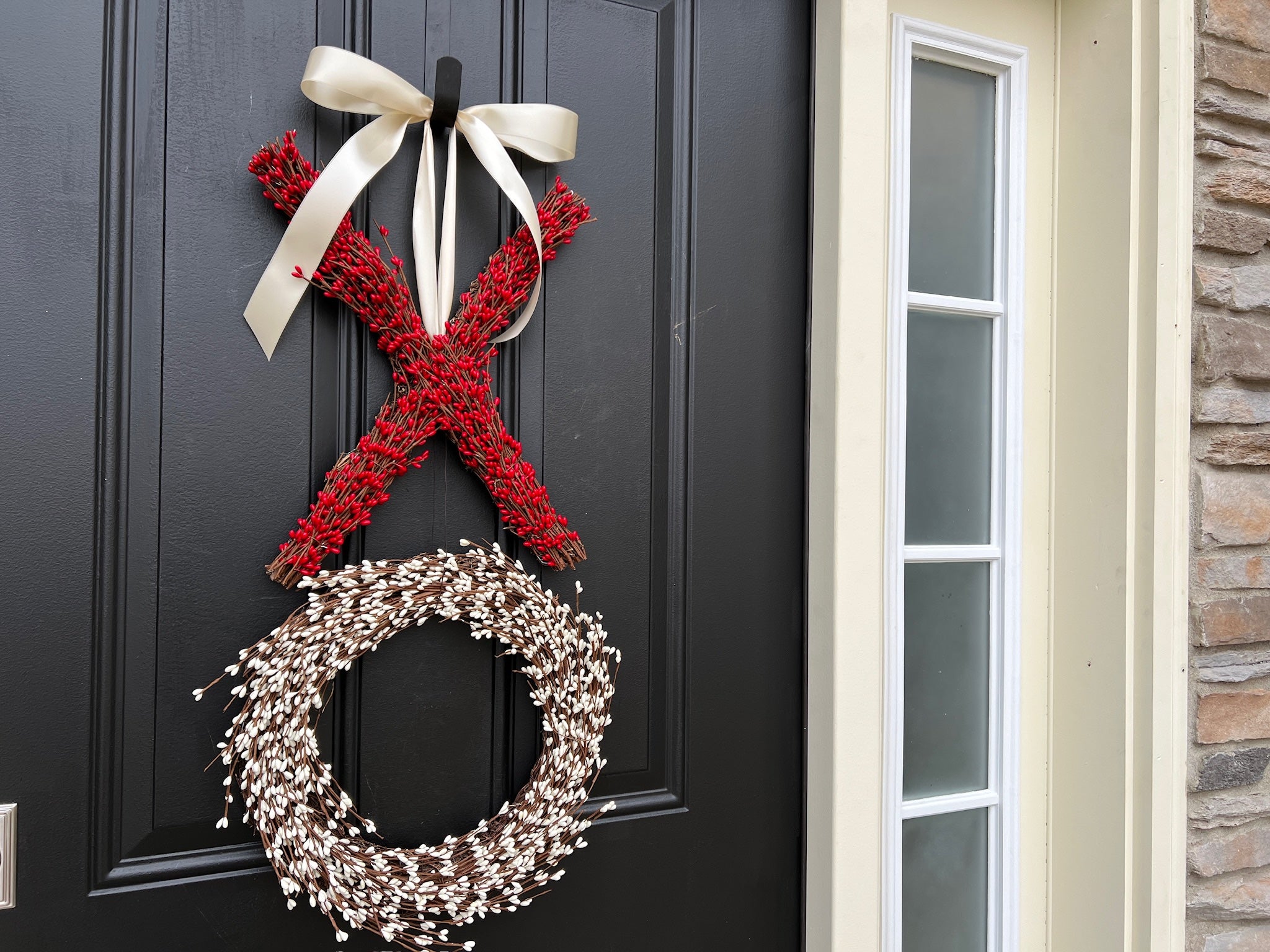 Romantic Red Valentine's Day XO Wreath