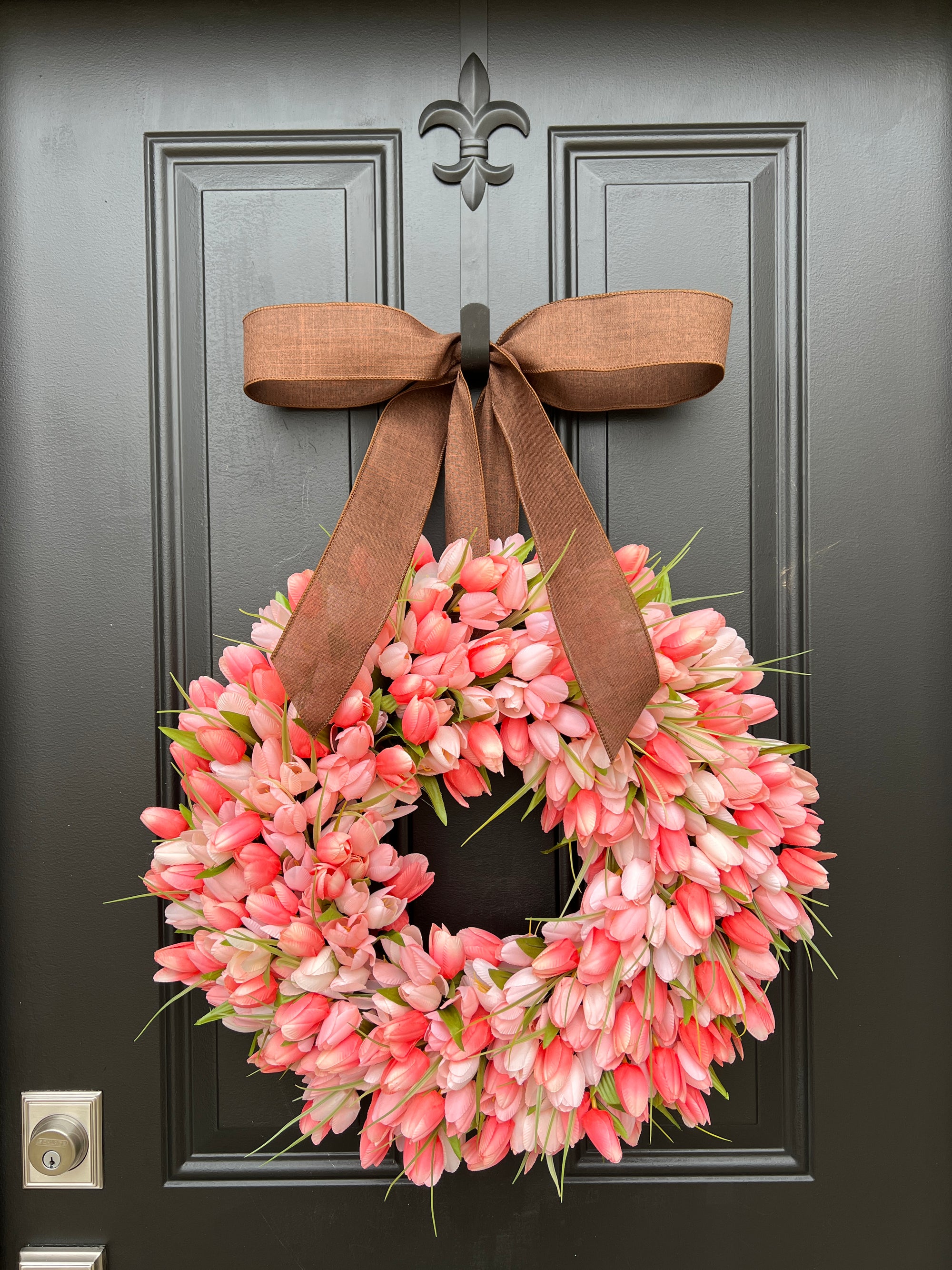 Spring Peach Fuzz Tulip Wreath with Brown Linen Ribbon