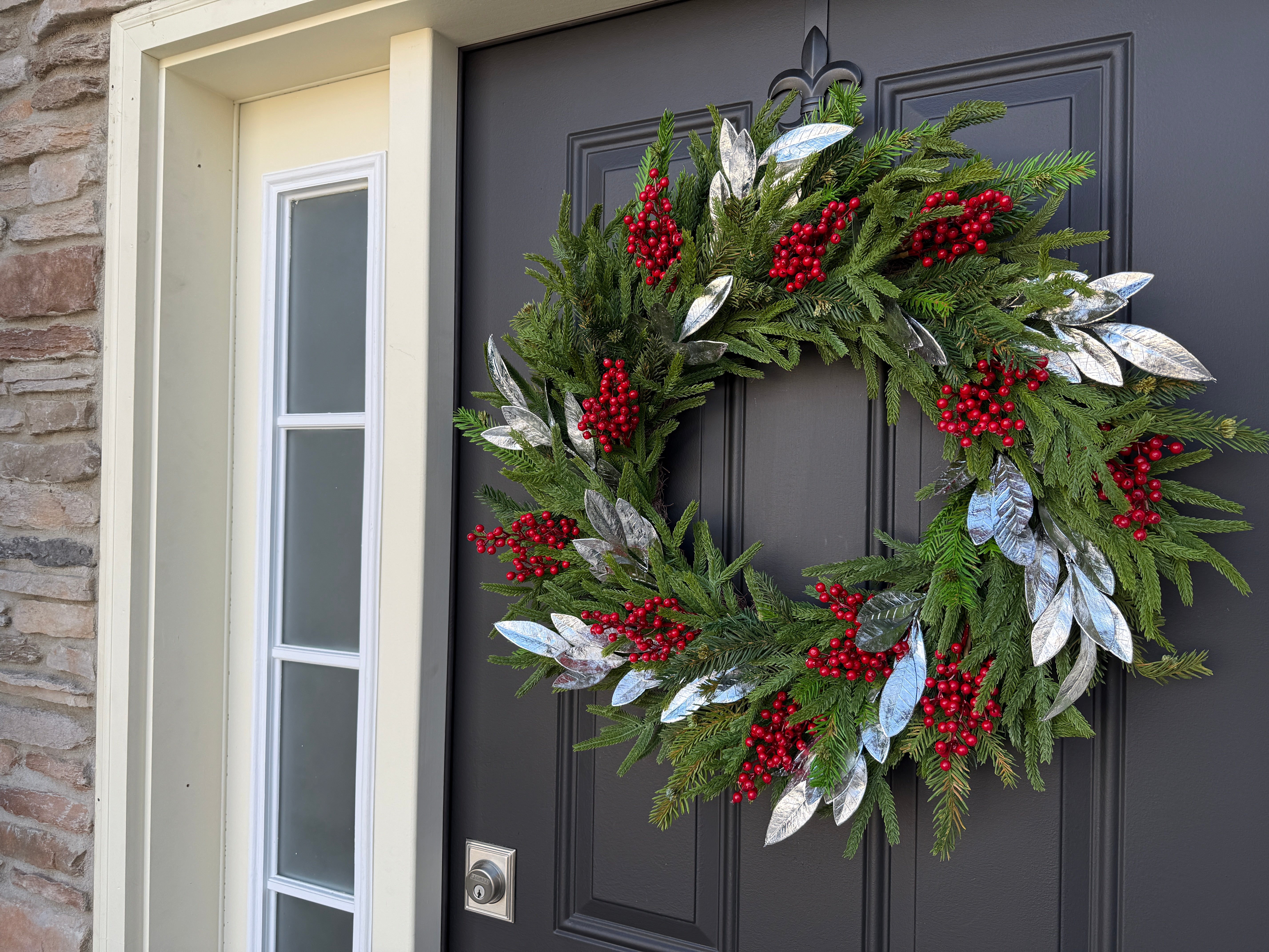 Norfolk Pine and Silver Bay Leaf Christmas Wreath | Red Berry Holiday Door Décor