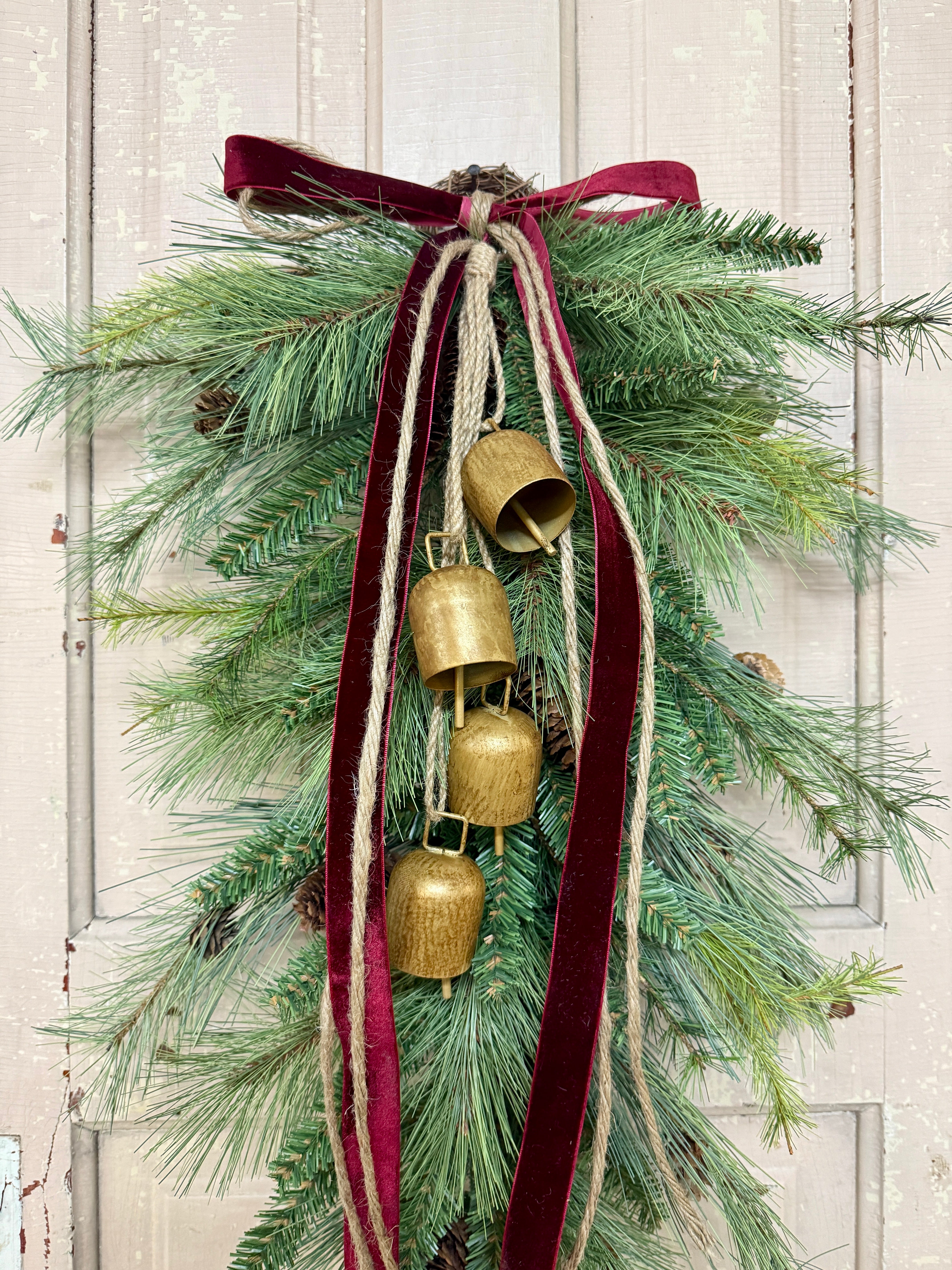 Vintage Christmas Door Swag with Hanging Bells & Velvet Ribbon – Storm Door Friendly