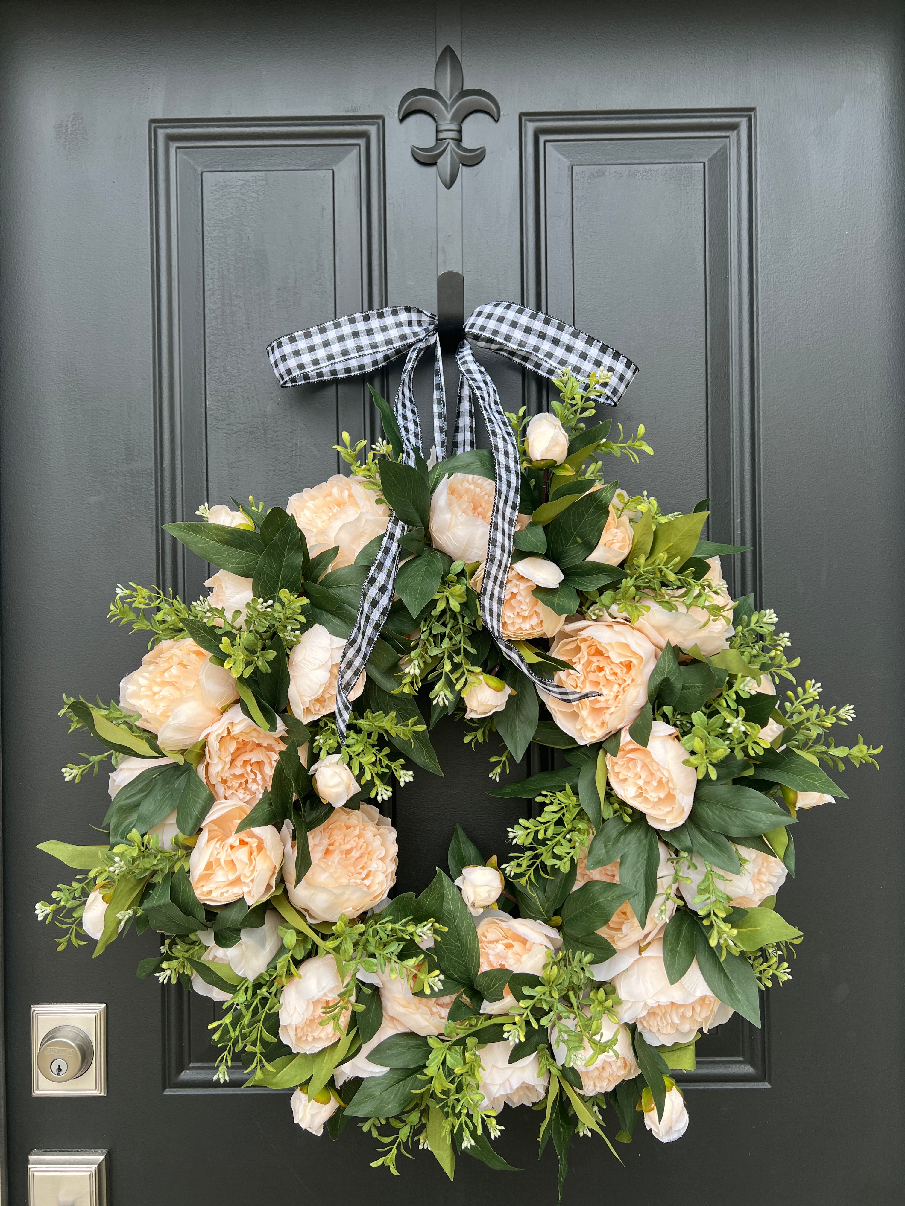 Cream Peony Wreath with Boxwood