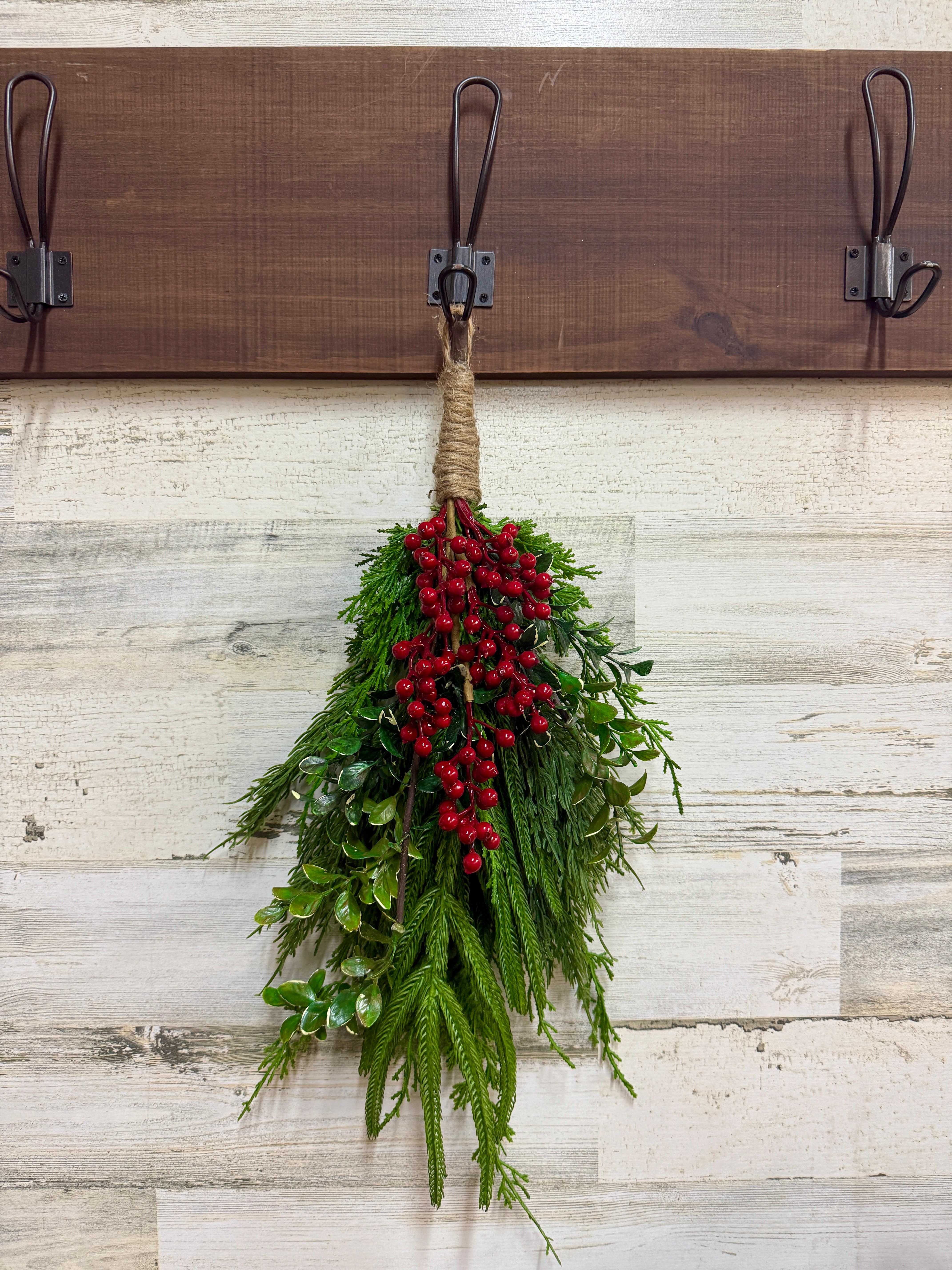 Evergreen Hanging Mistletoe with Red Berries & Natural Jute Wrap