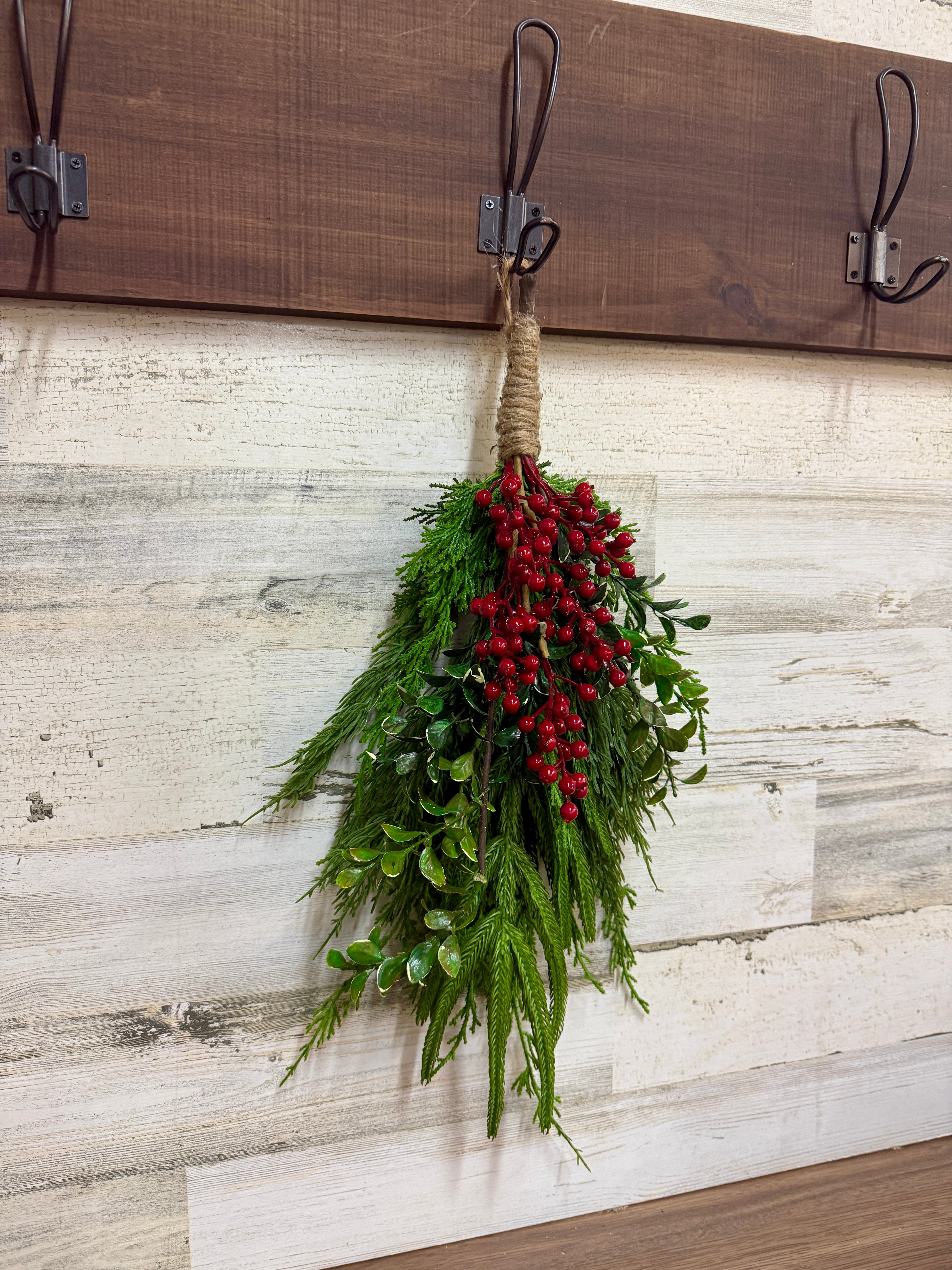 Evergreen Hanging Mistletoe with Red Berries & Natural Jute Wrap