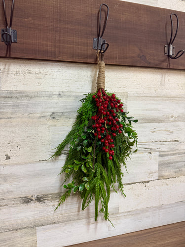 Evergreen Hanging Mistletoe with Red Berries & Natural Jute Wrap - TwoInspireYou