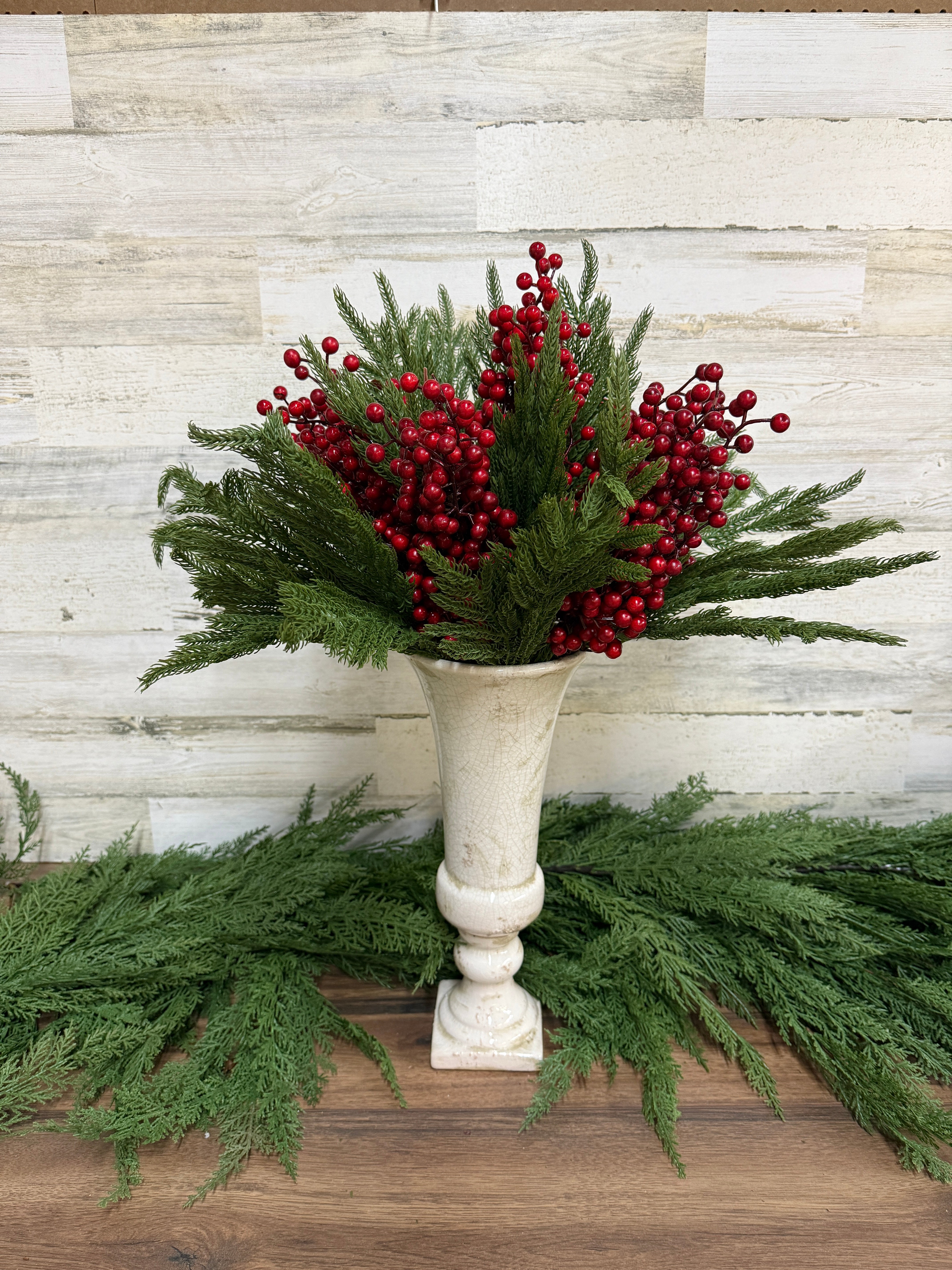 Red Berry Cluster Stem for Christmas Wreaths, Garlands & Centerpieces