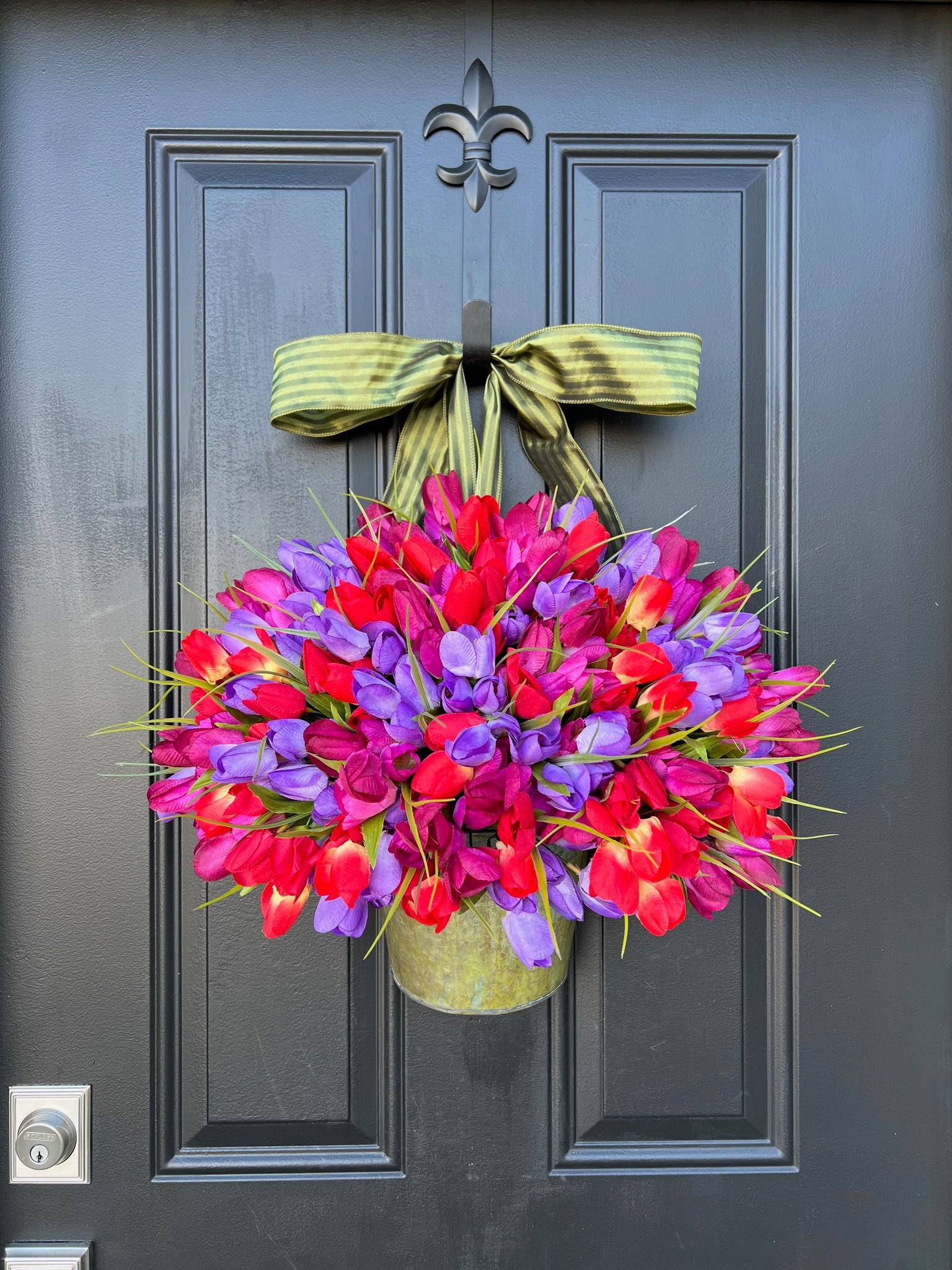 Berry Patch Tulip Bucket Wreath