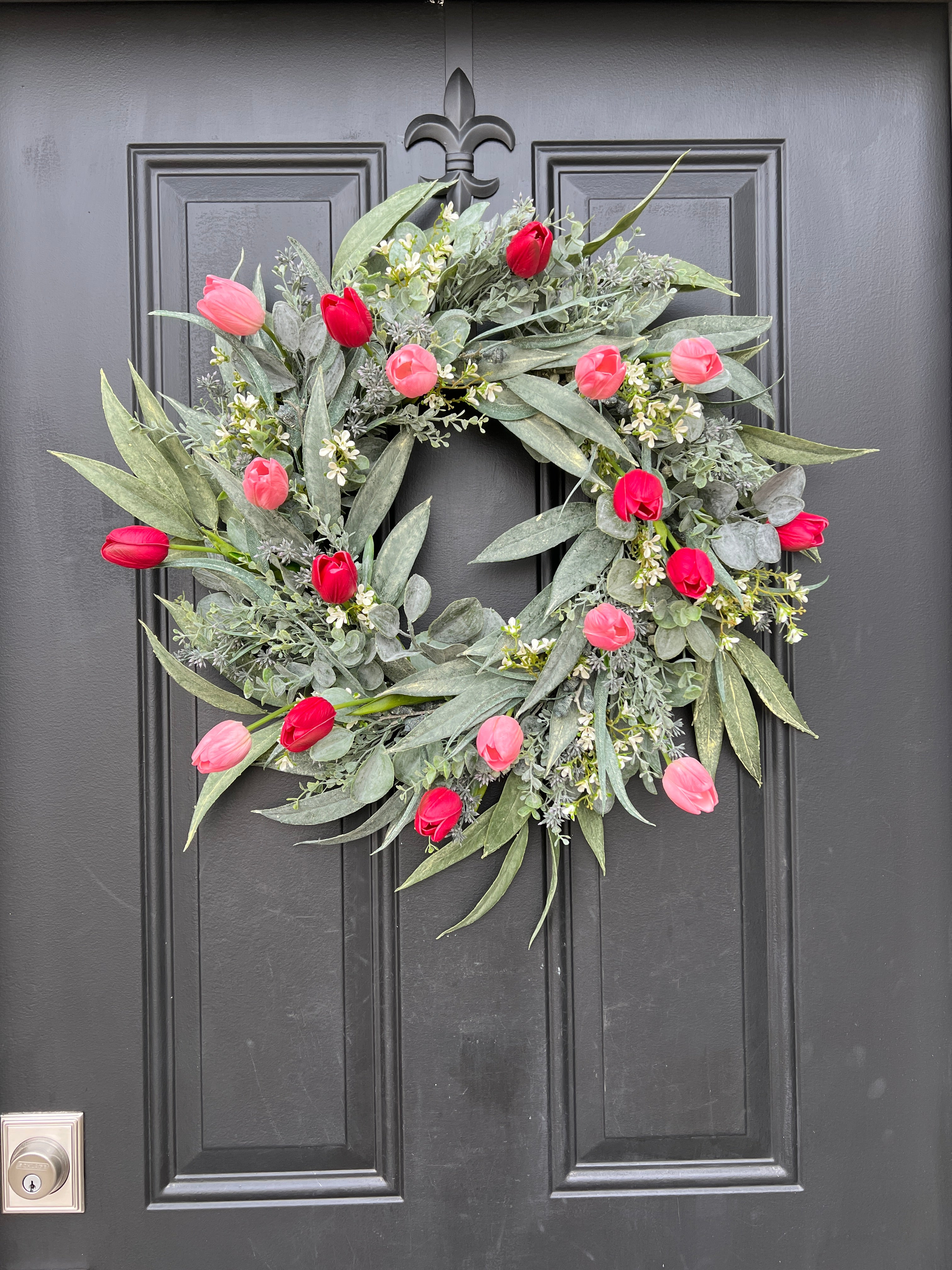 Spring Tulip Wreath for Front Door, Pink and Red Tulip Bouquet, Valentine's Day Wreath & Gifts for Her