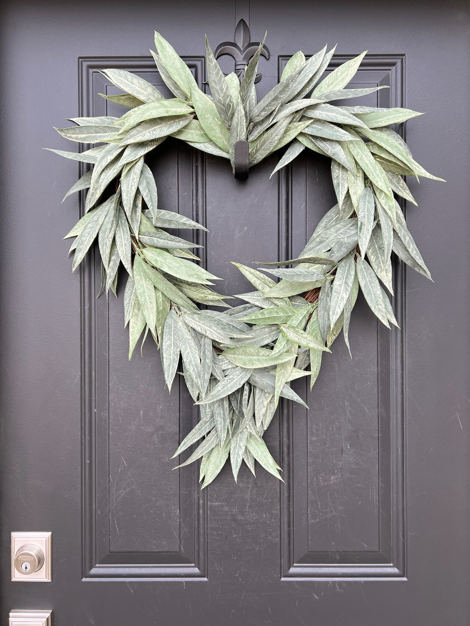 Bayleaf Heart Wreath