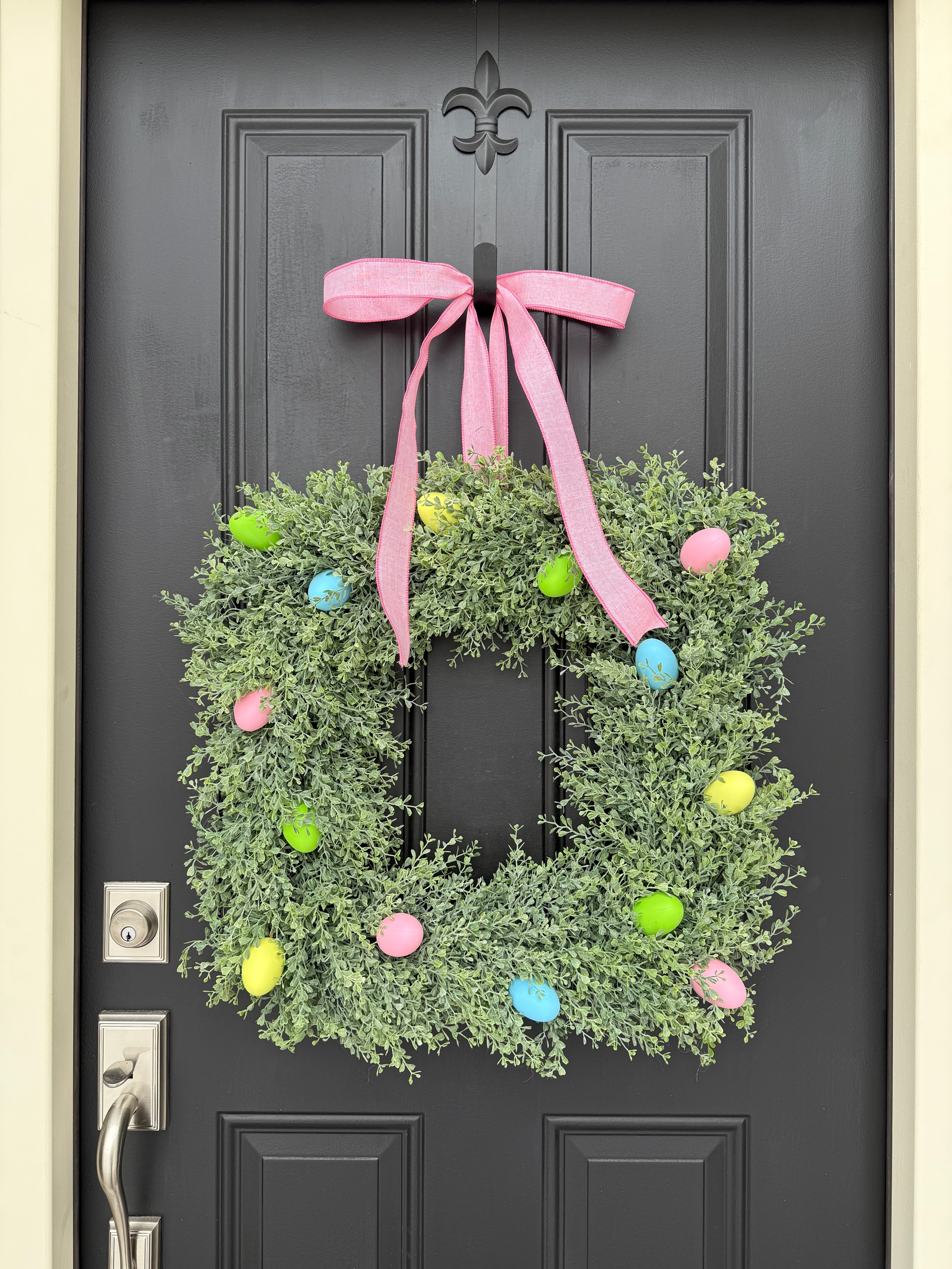 Outdoor Easter Egg Wreath - The Easter Egg Hunt