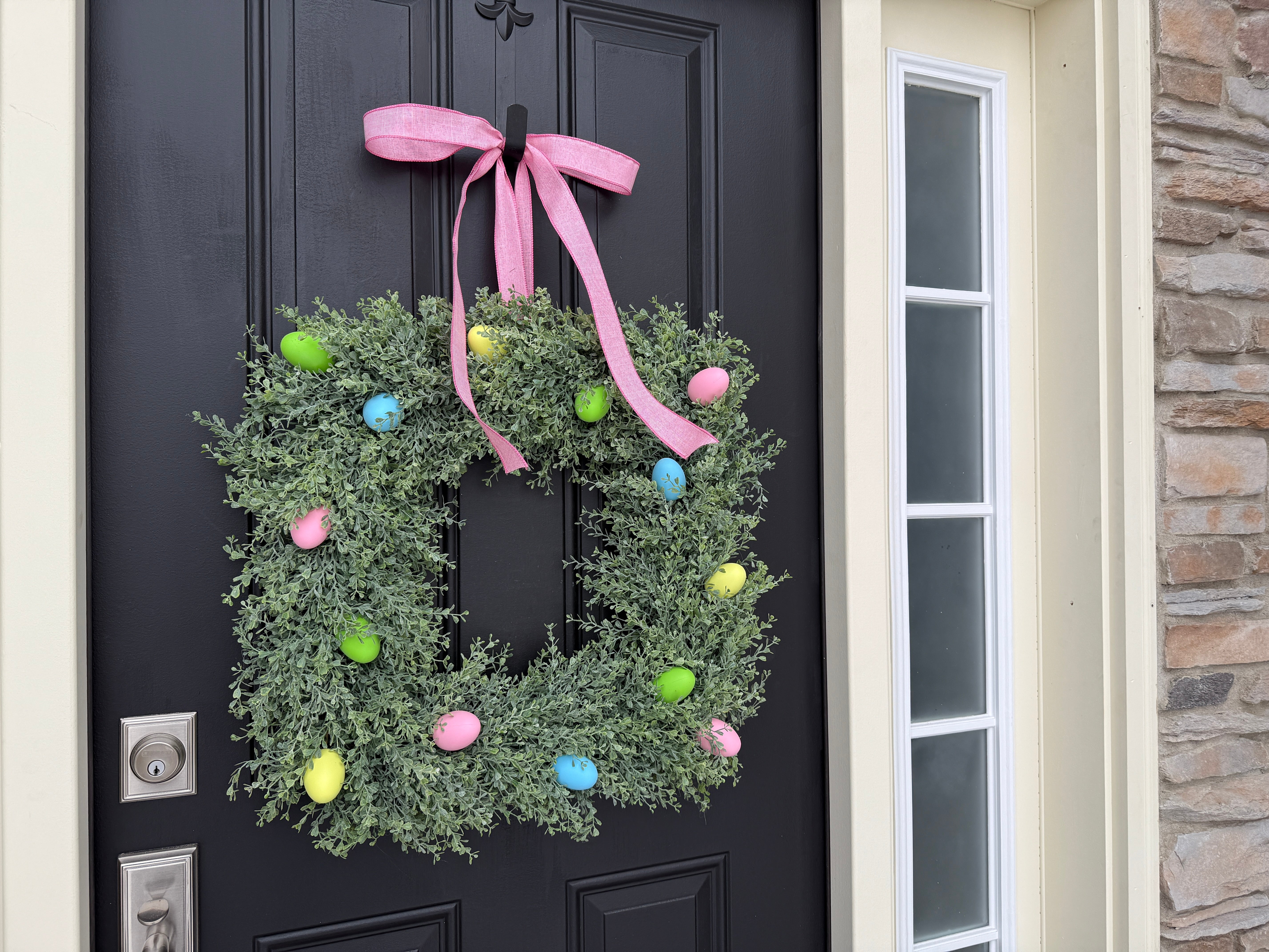 Outdoor Easter Egg Wreath - The Easter Egg Hunt