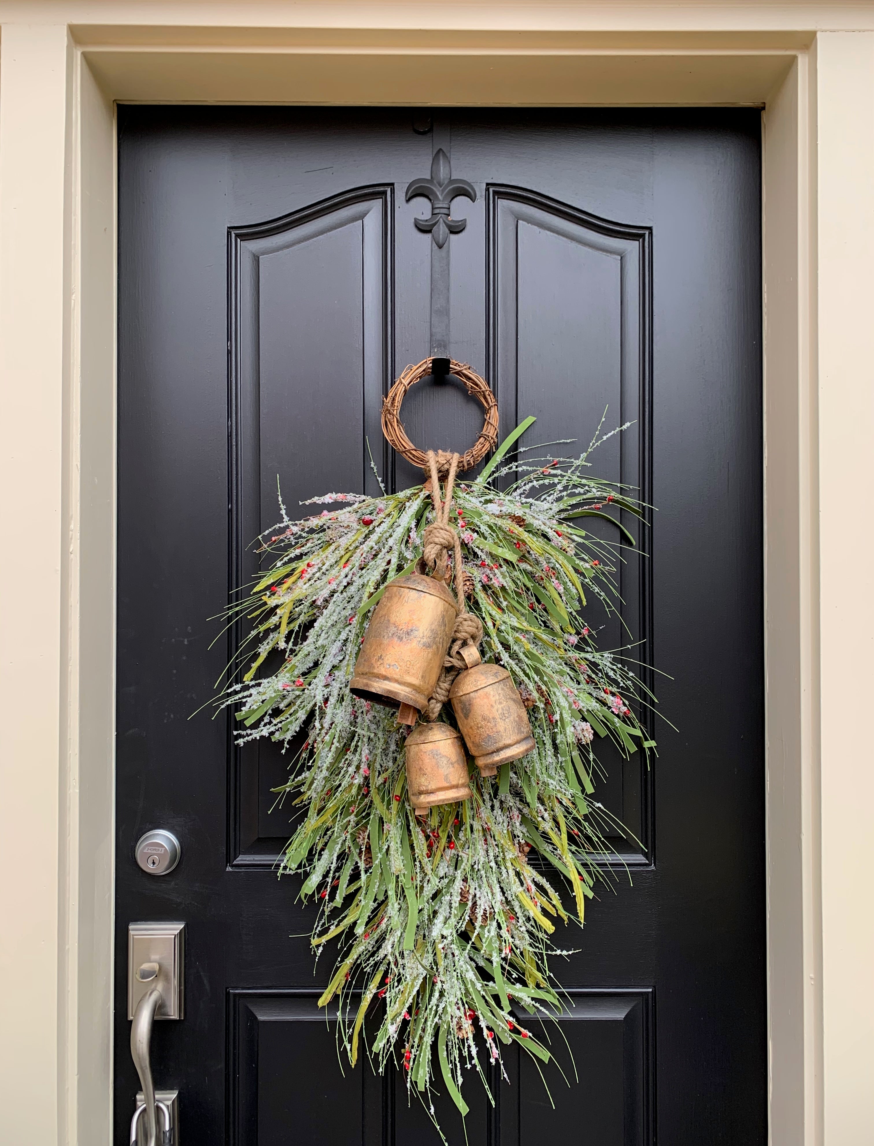 Christmas Swag for Front Door with Trio Gold Hanging Bells, Vintage Inspired Swag for Winter