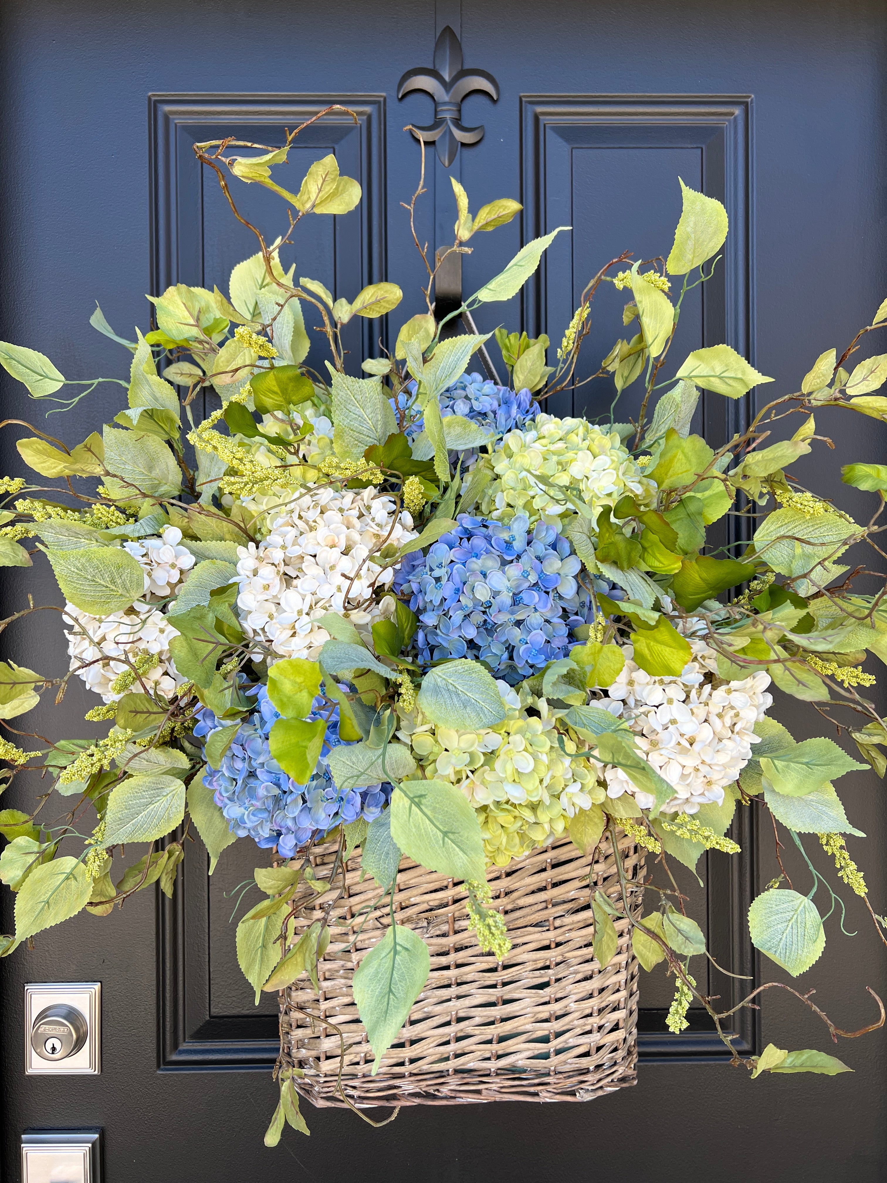 Summer Beach House Hydrangea Basket