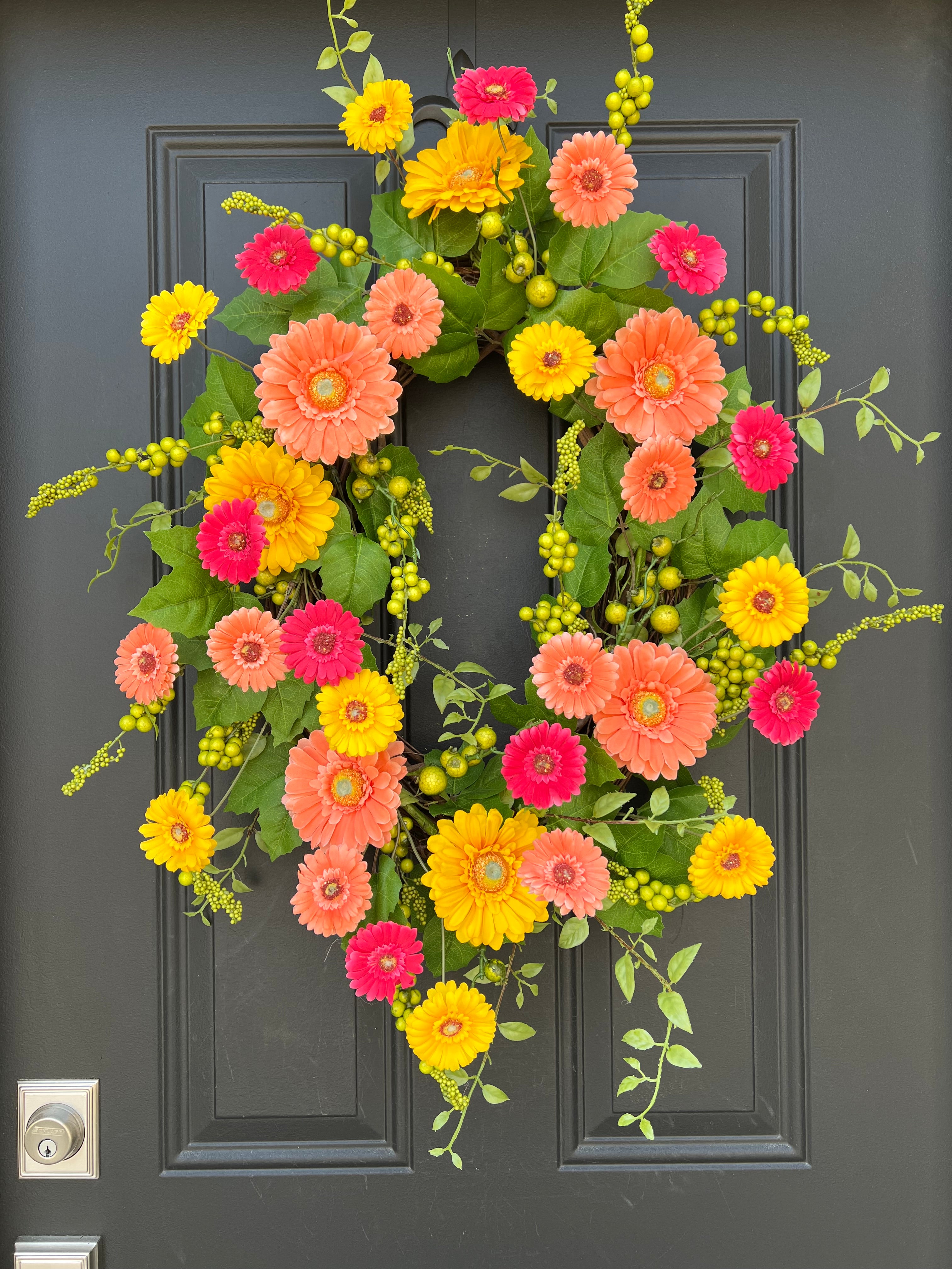 Gerber Daisy Oval Wreath for Spring