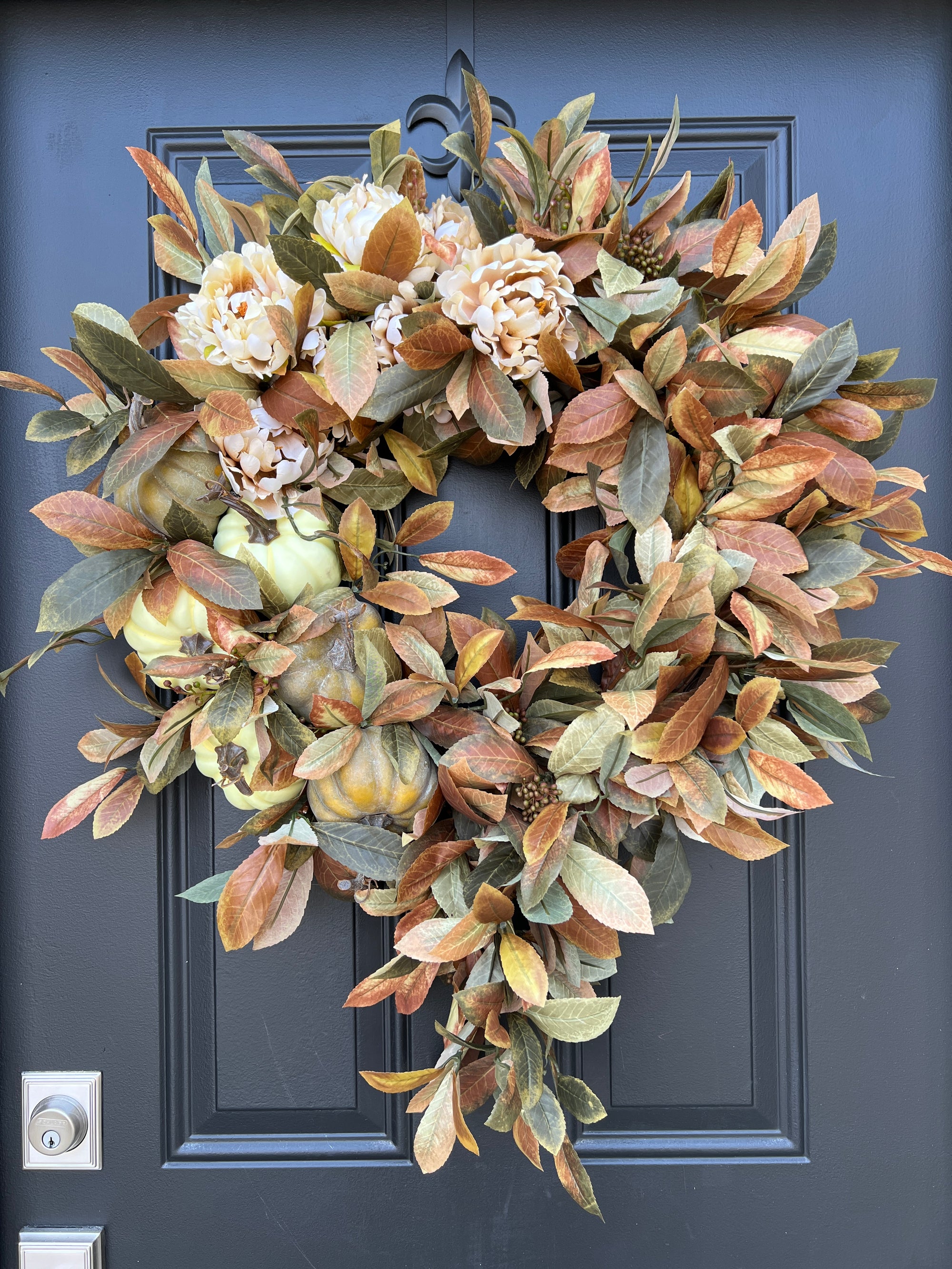 Rustic Autumn Teardrop Wreath with Pumpkins and Flowers