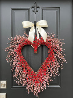 Golden Kiss Valentine's Day XO Wreath - TwoInspireYou