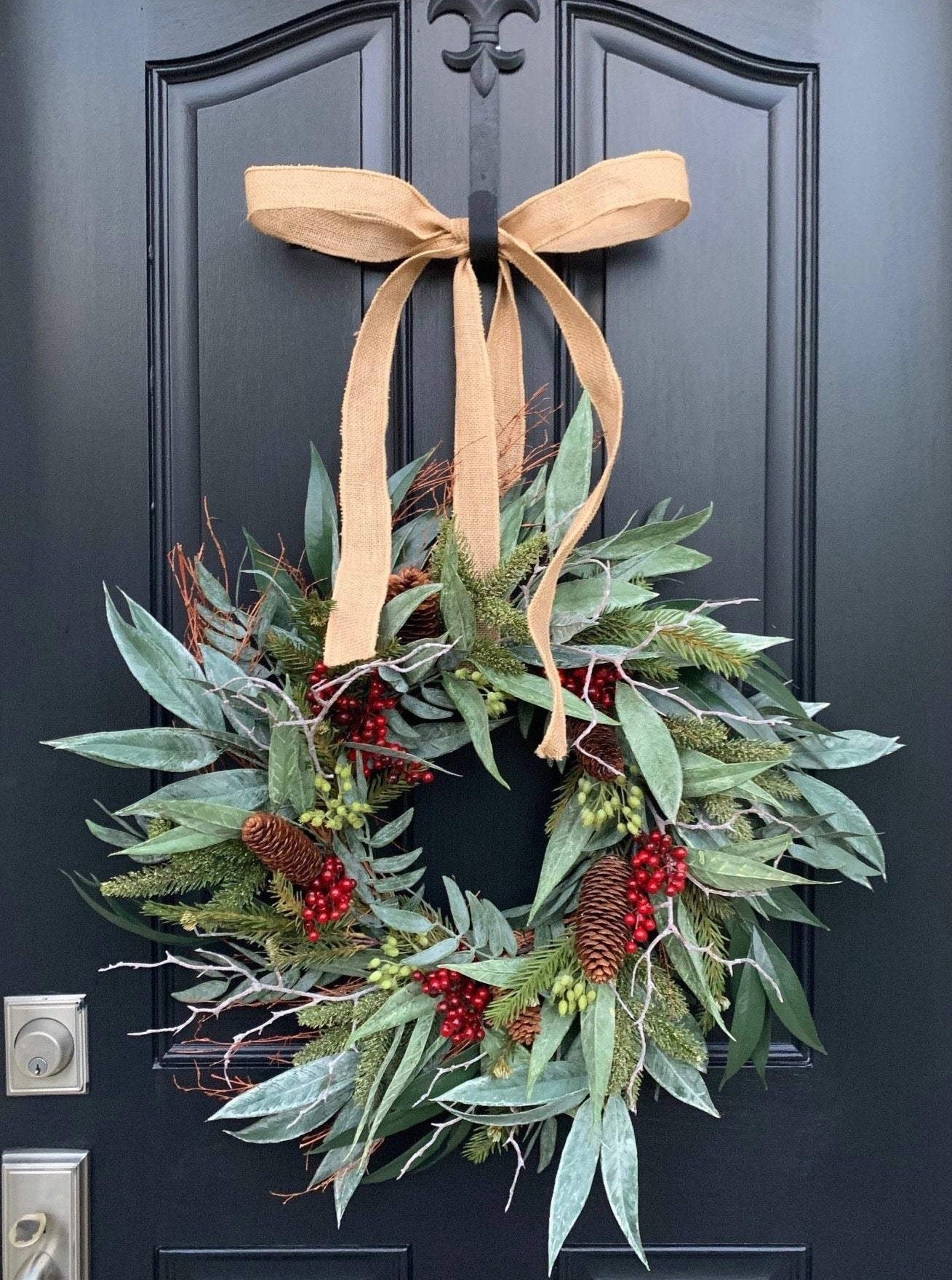 Woodsy Winter Wreath with Pinecones