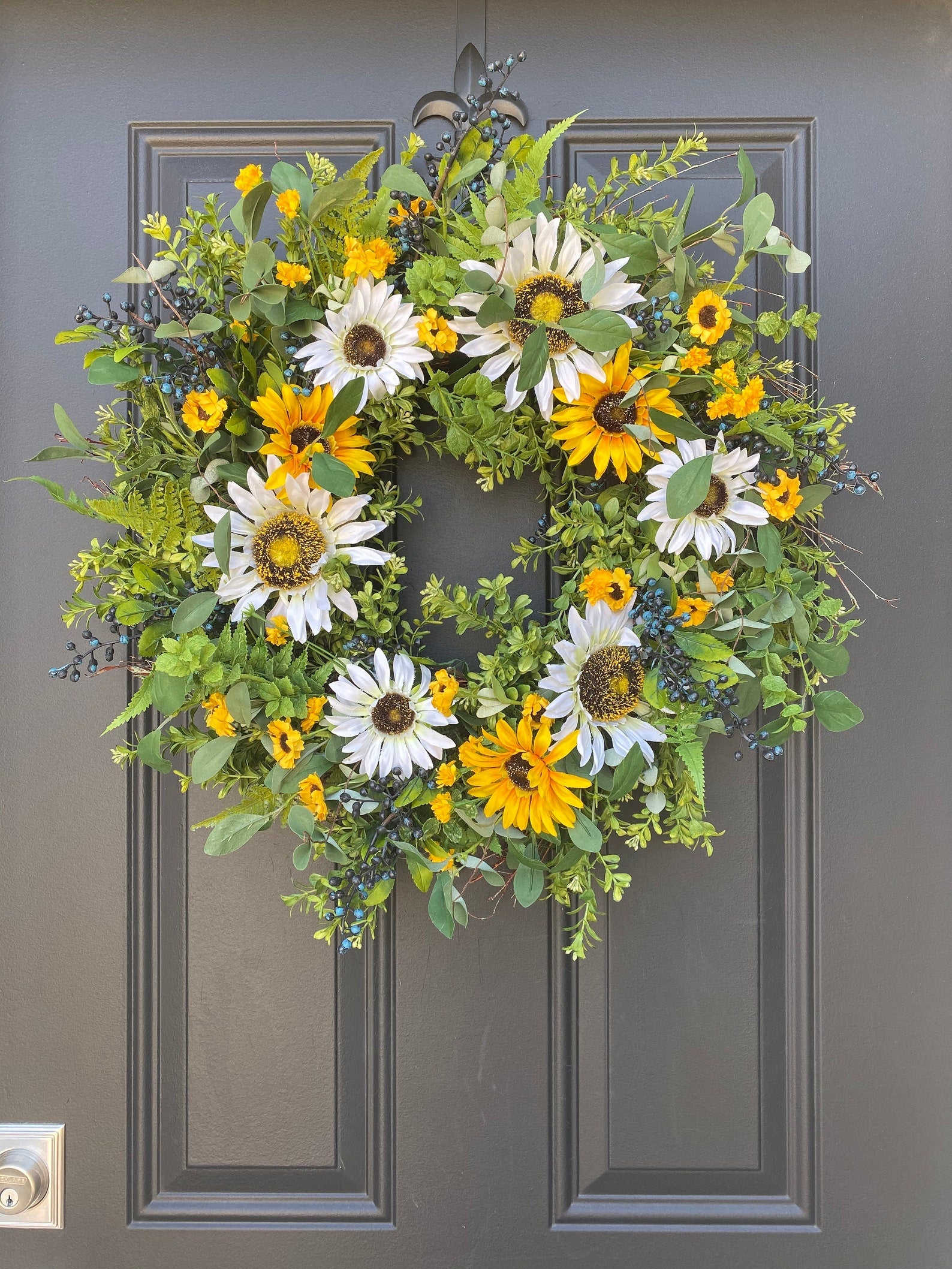 Summer on the Farm Sunflower Wreath