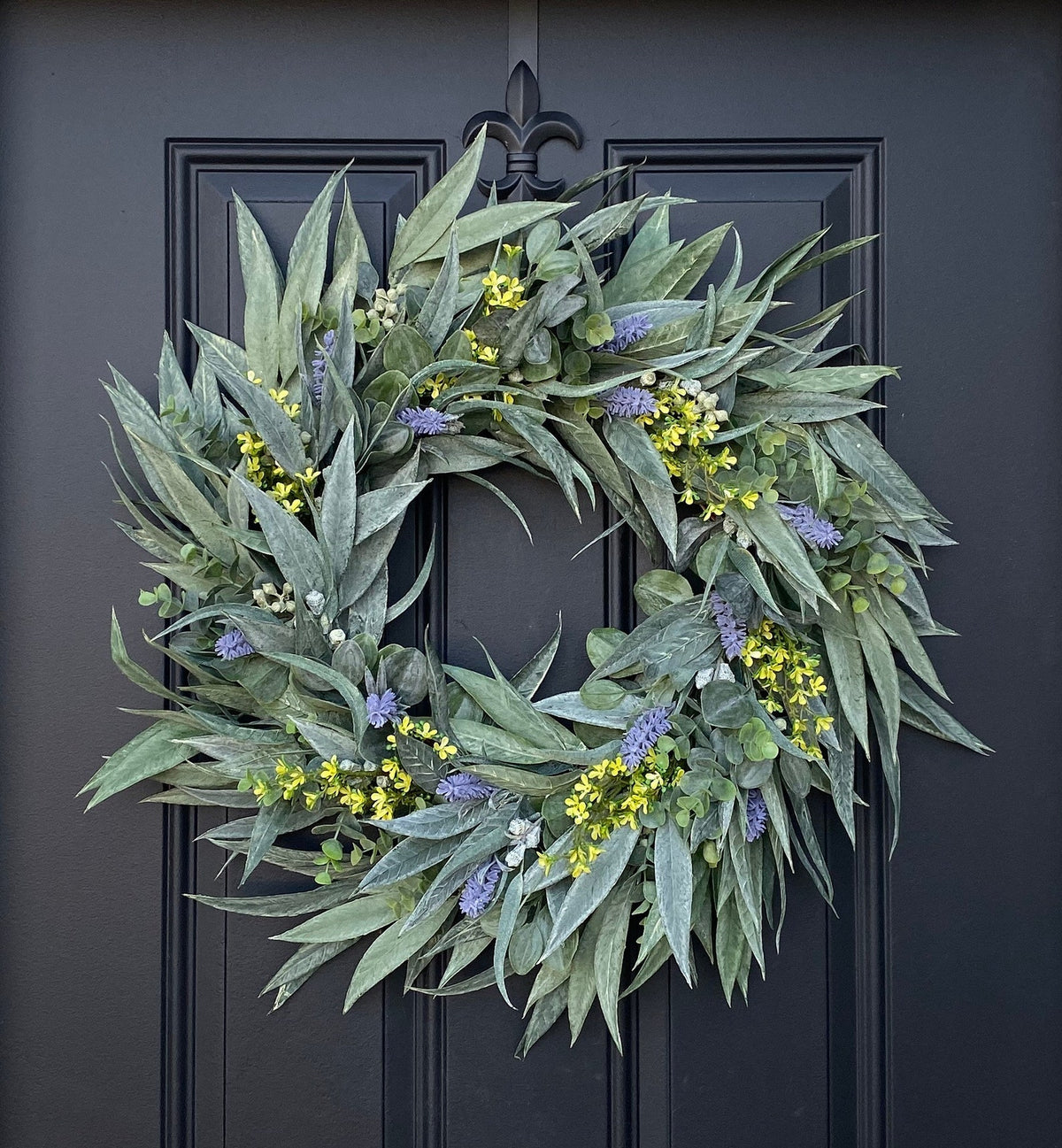 Farmhouse Decor  Lavender Bayleaf Wreath - TwoInspireYou