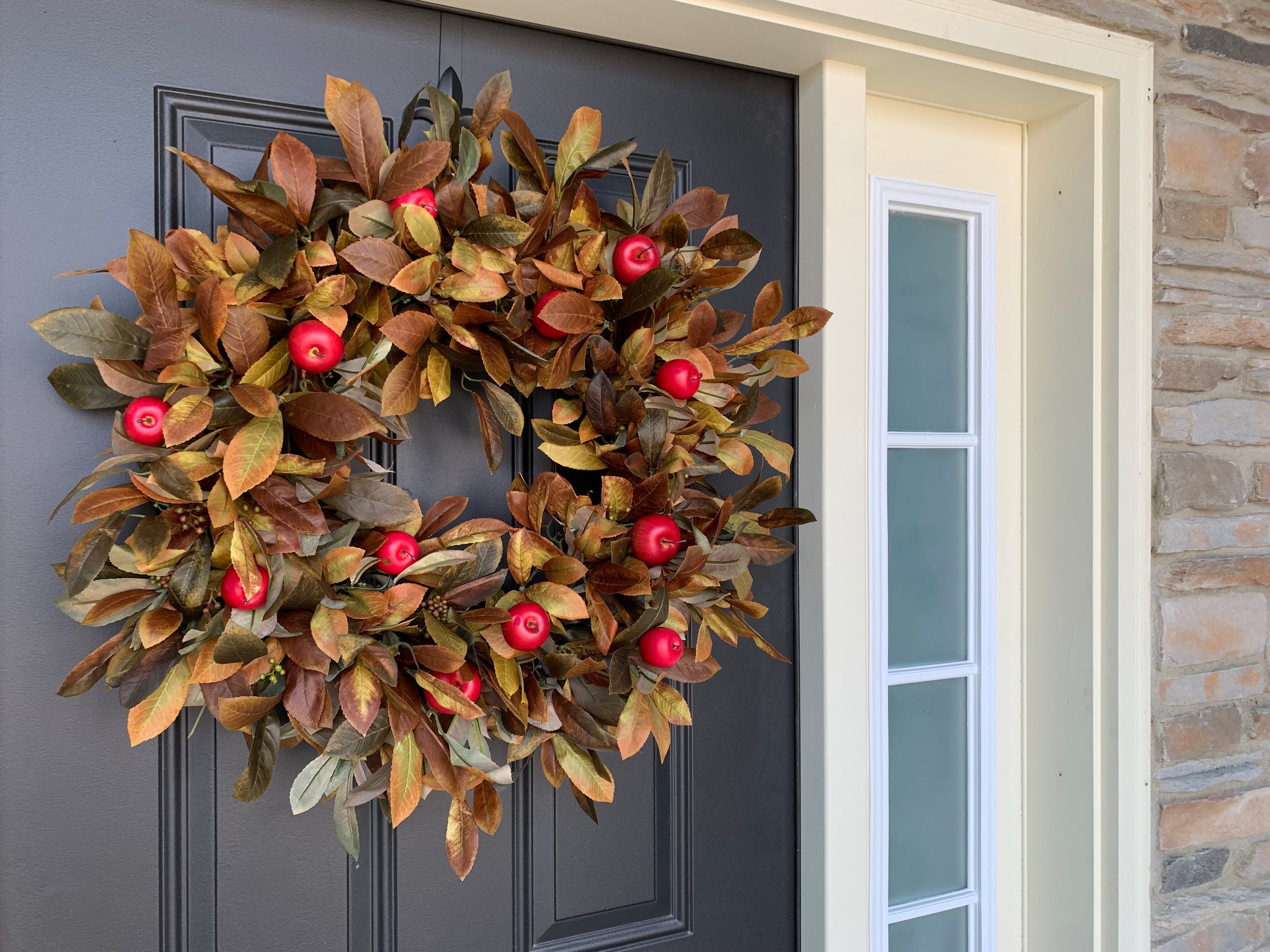 Fall Apple Wreath with Fall Foliage