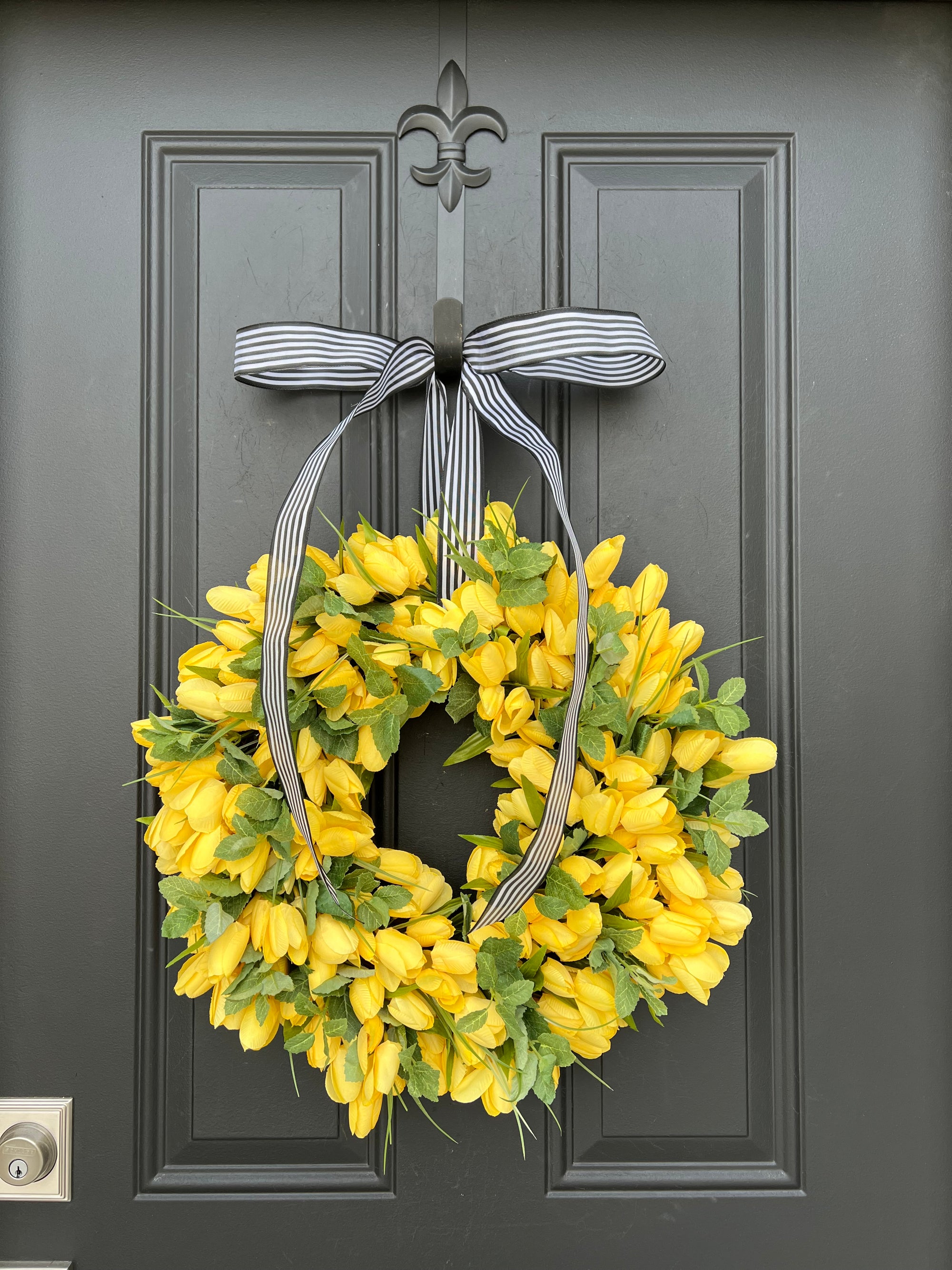 Yellow Tulip Wreath for Front Door, Tulip Wreaths for Spring 2023