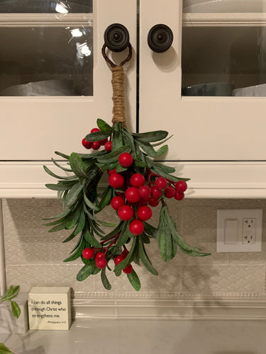 Mistletoe, Hanging Mistletoe, Red Berry Bundle - TwoInspireYou
