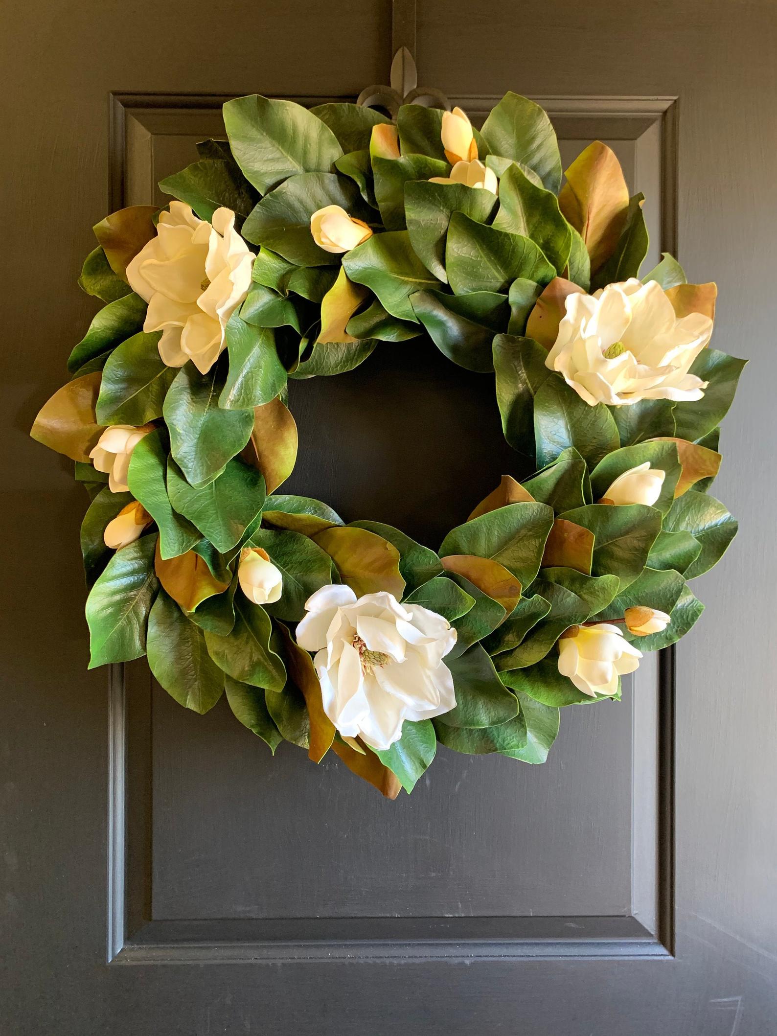 Realistic Magnolia Flower Wreath