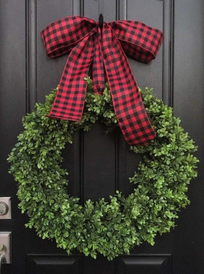 Christmas Boxwood Wreath