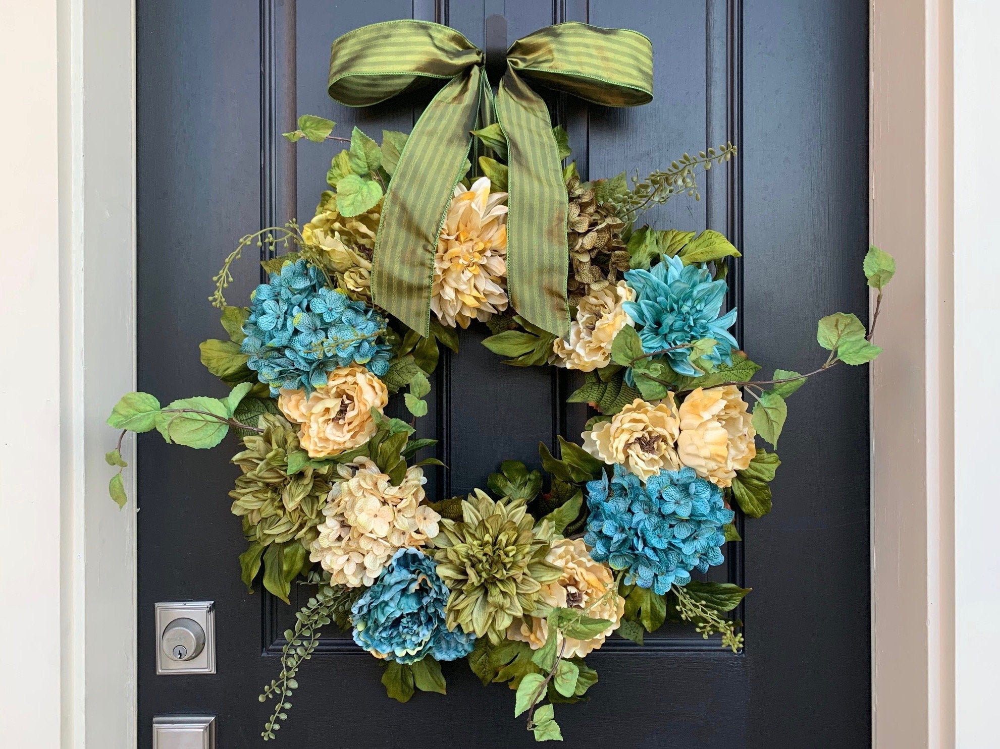 Modern Summer Door Wreath - TwoInspireYou