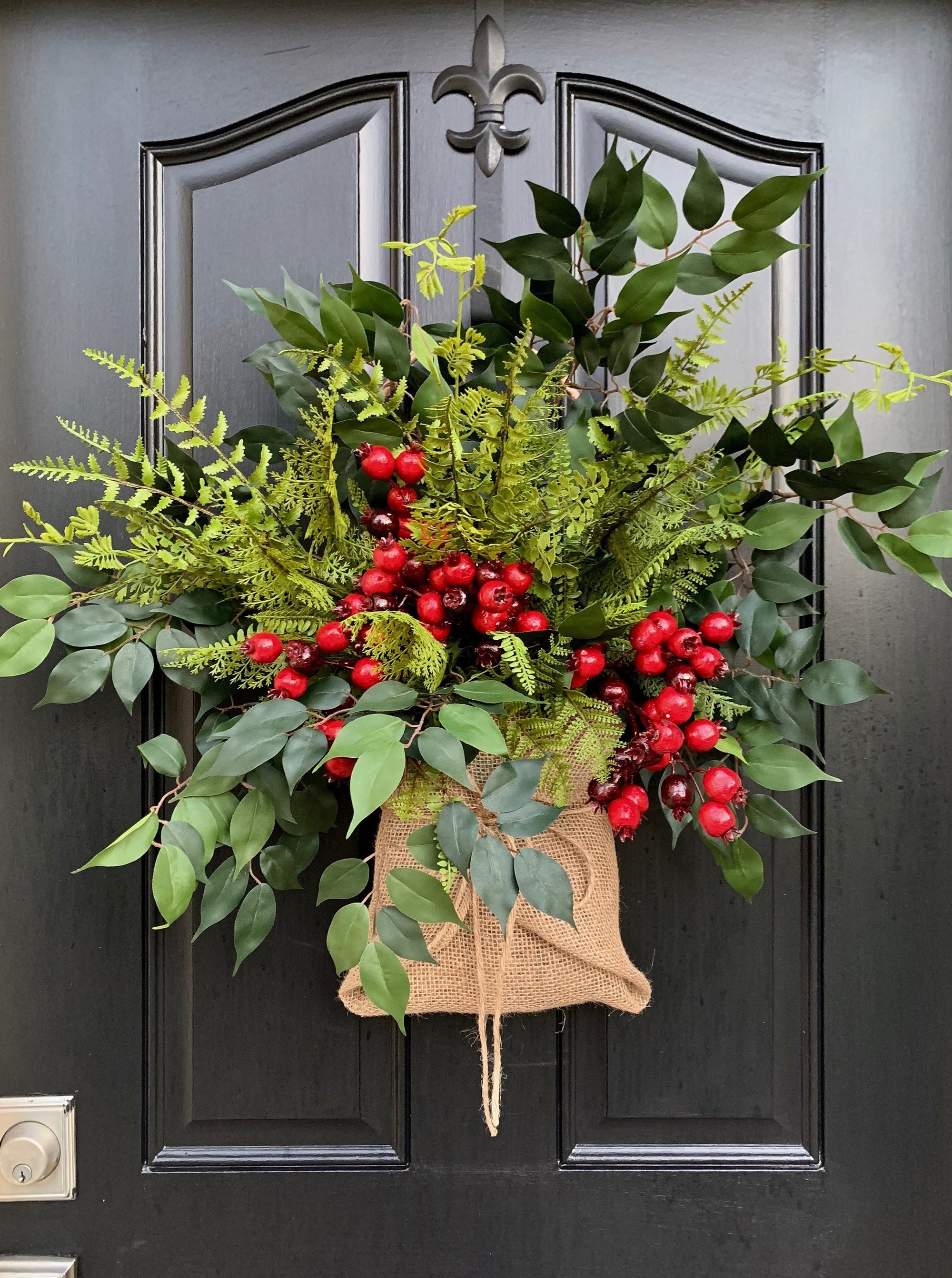 Winter Basket Wreath with Burlap